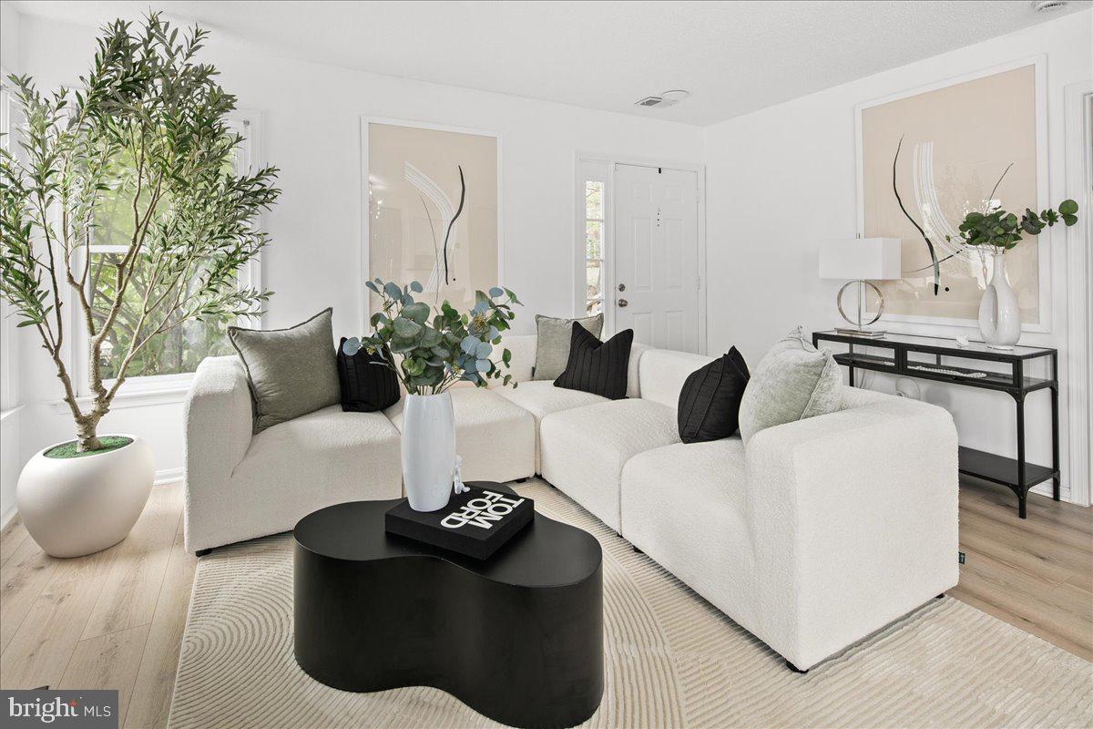 THE COVE - Residential