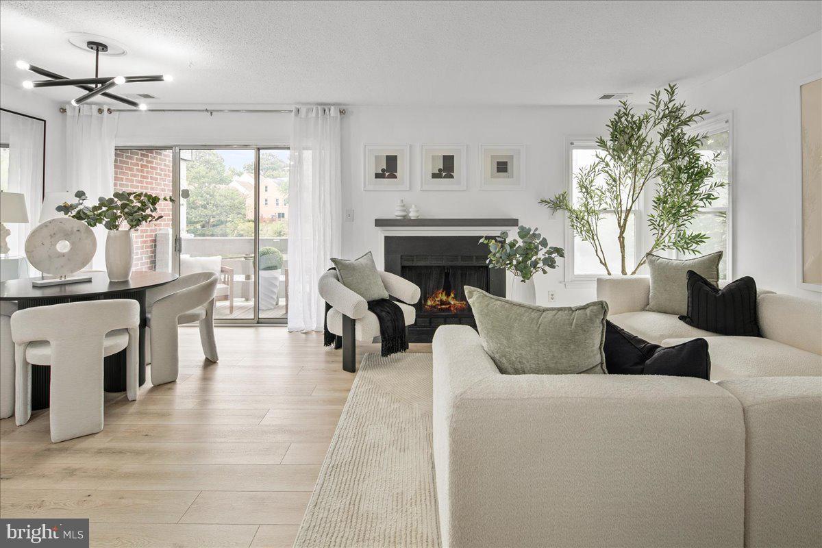 THE COVE - Residential