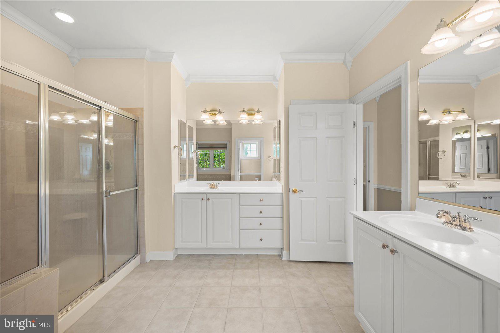 FRANKLIN KNOLL - Residential