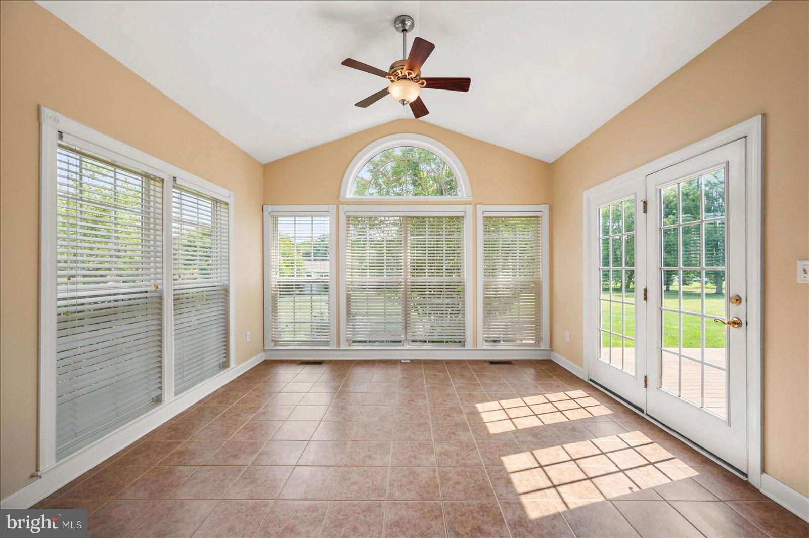 FRANKLIN KNOLL - Residential