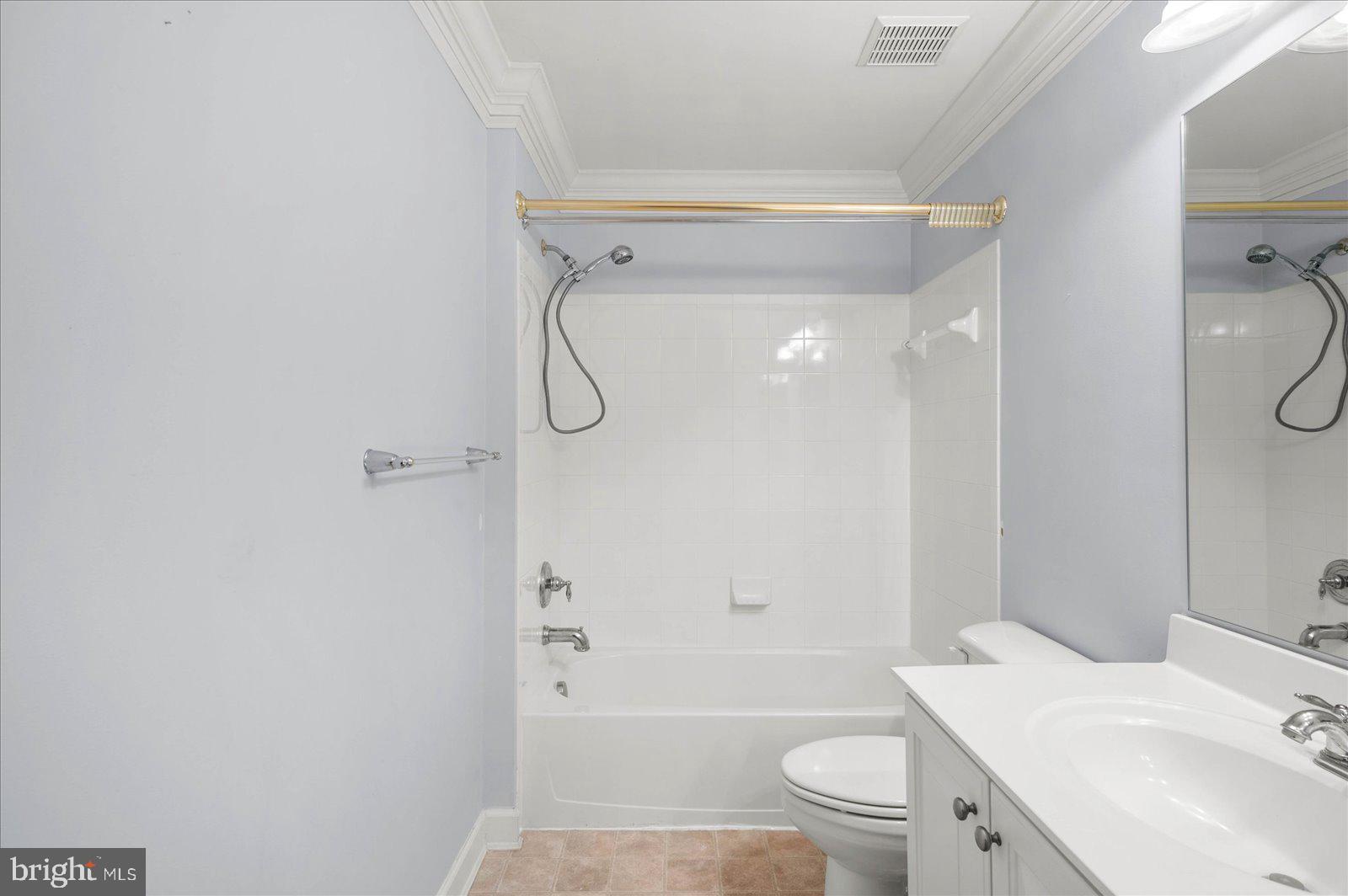 FRANKLIN KNOLL - Residential