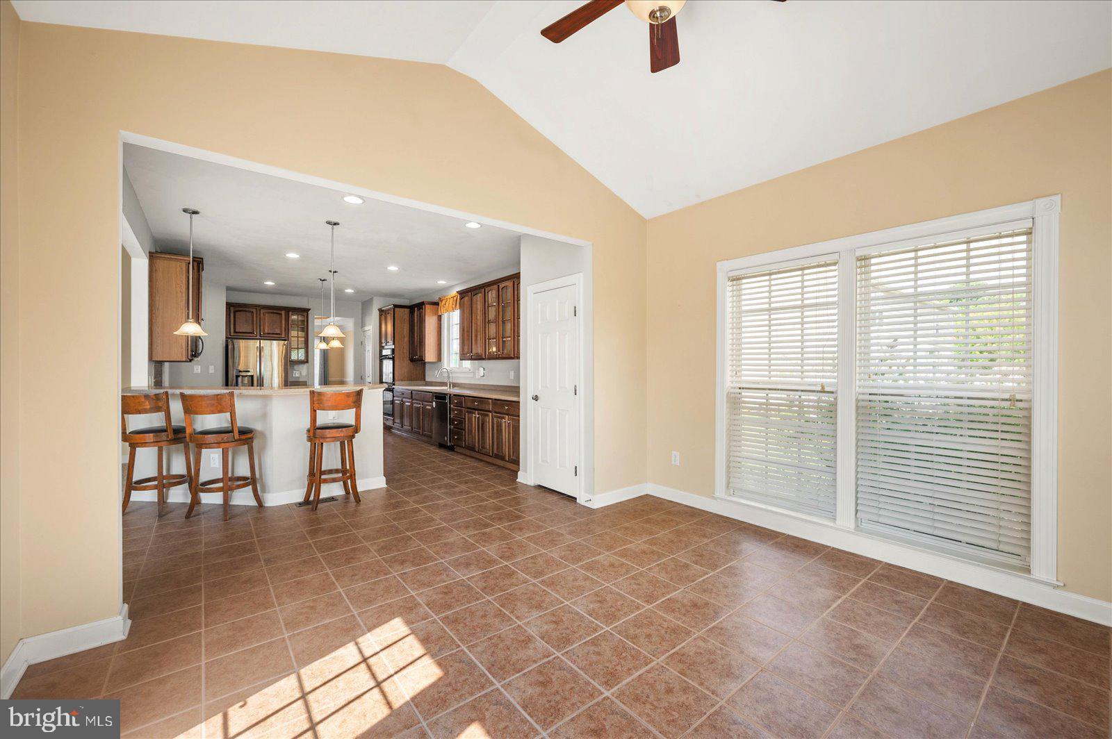 FRANKLIN KNOLL - Residential