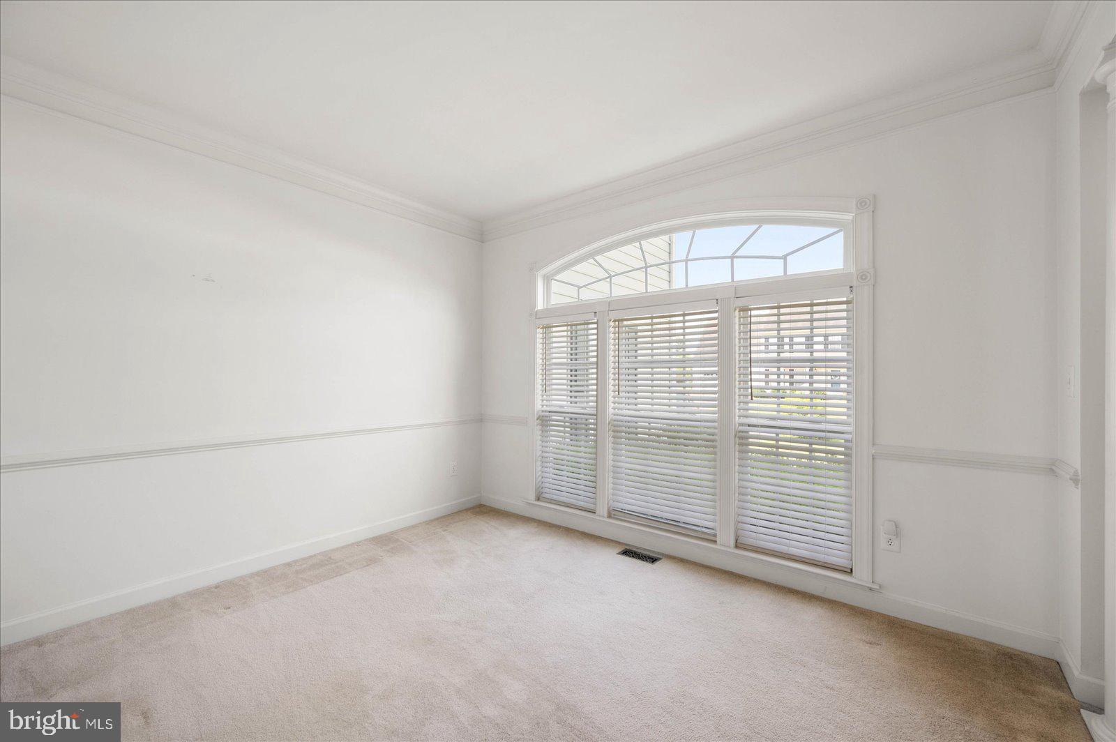 FRANKLIN KNOLL - Residential