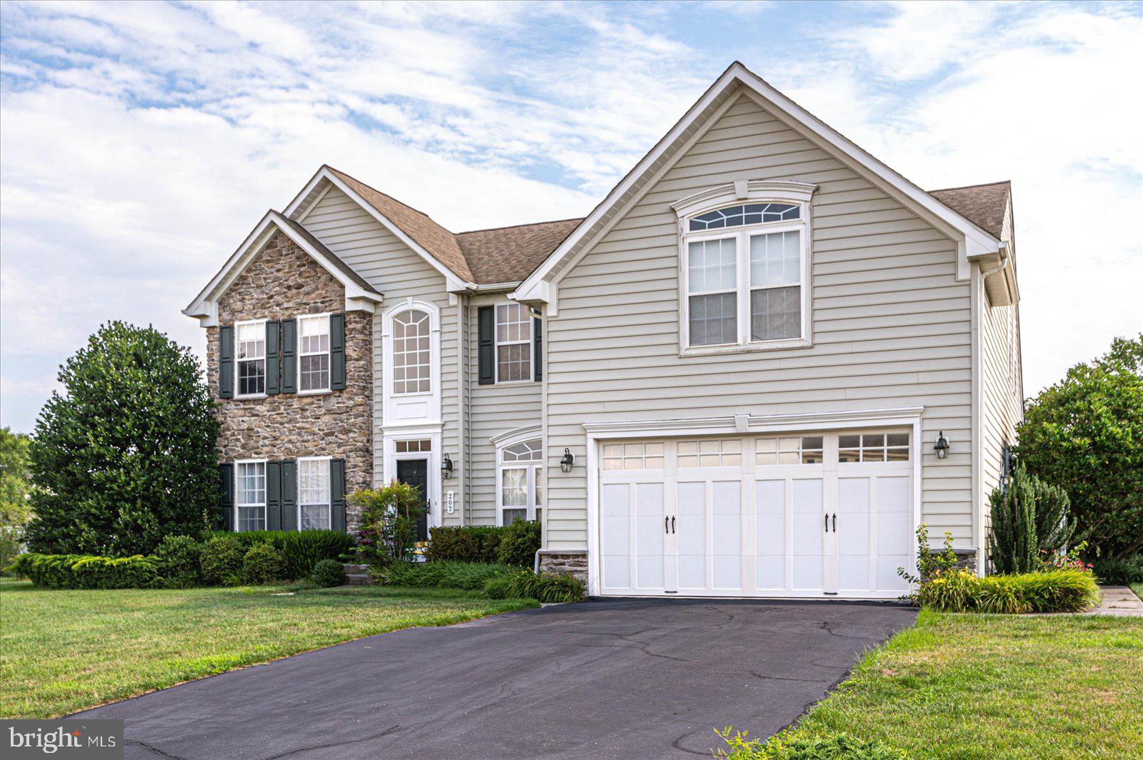 FRANKLIN KNOLL - Residential