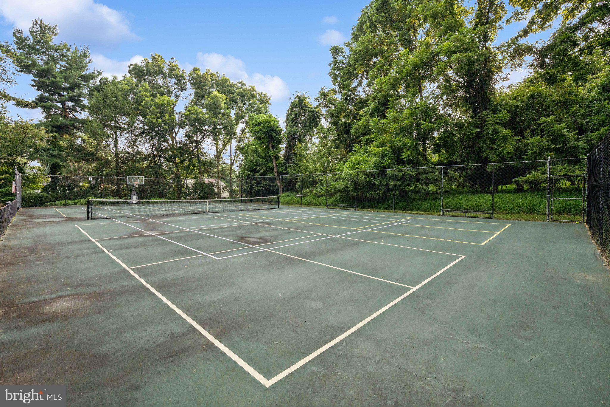 COLUMBIA TOWN CENTER - Residential