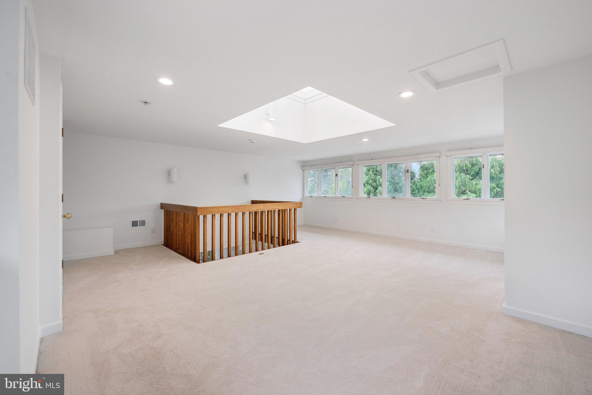 COLUMBIA TOWN CENTER - Residential