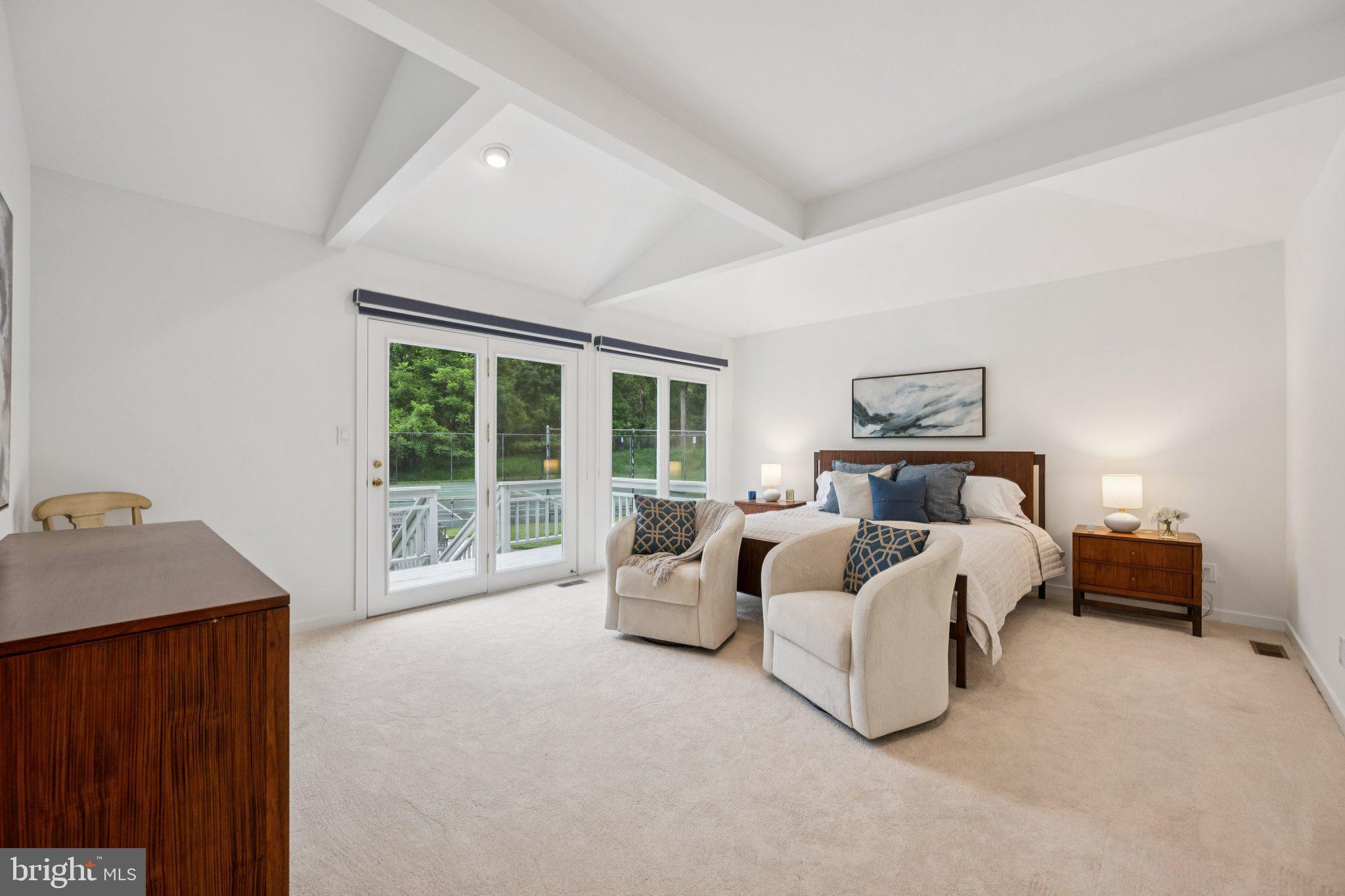 COLUMBIA TOWN CENTER - Residential