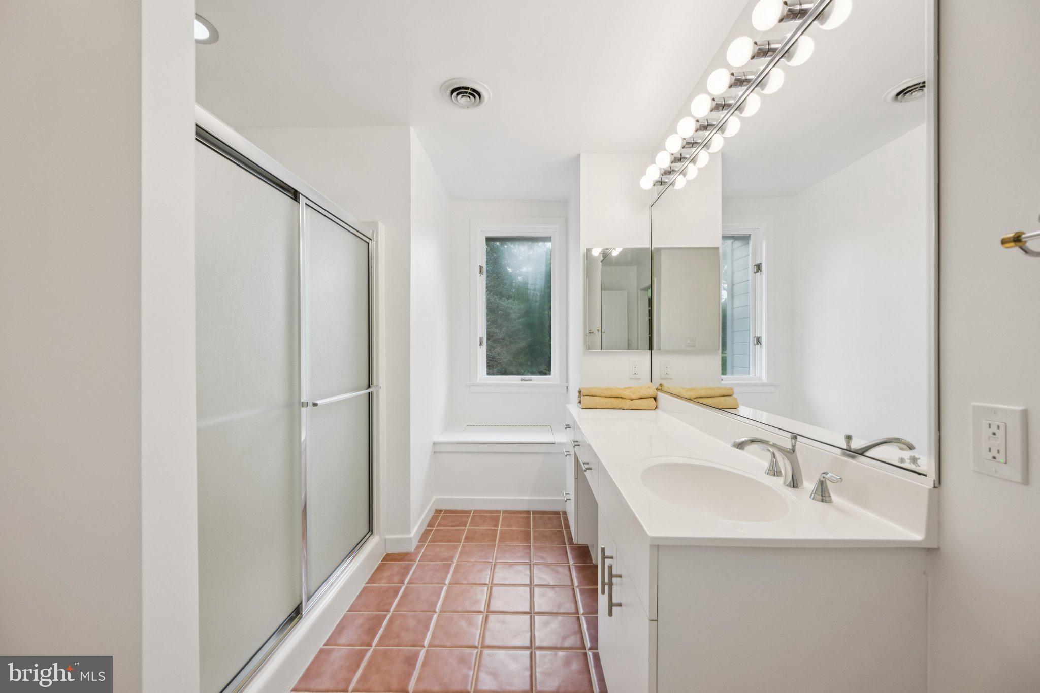 COLUMBIA TOWN CENTER - Residential