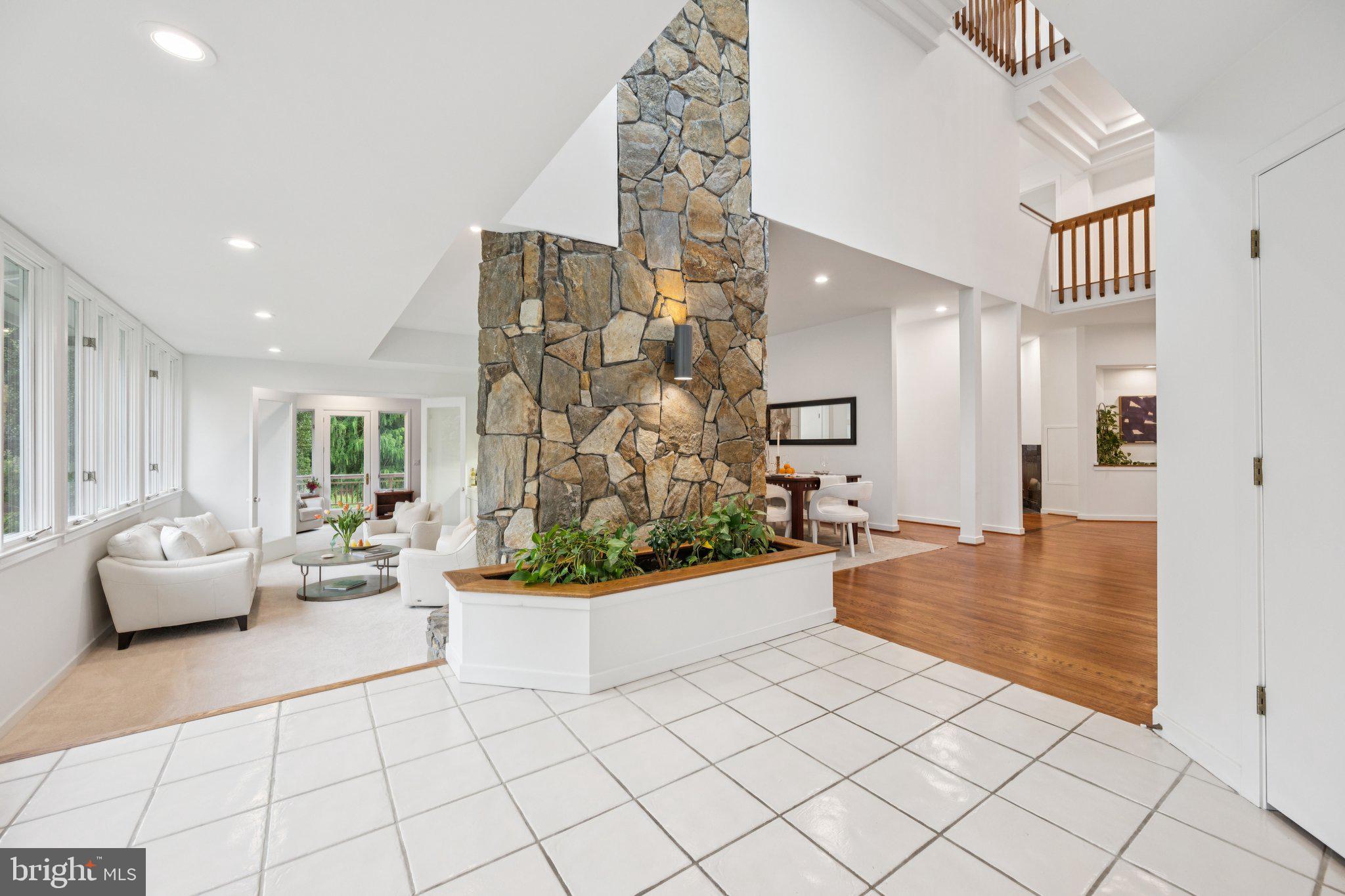 5055 AMESBURY DRIVE