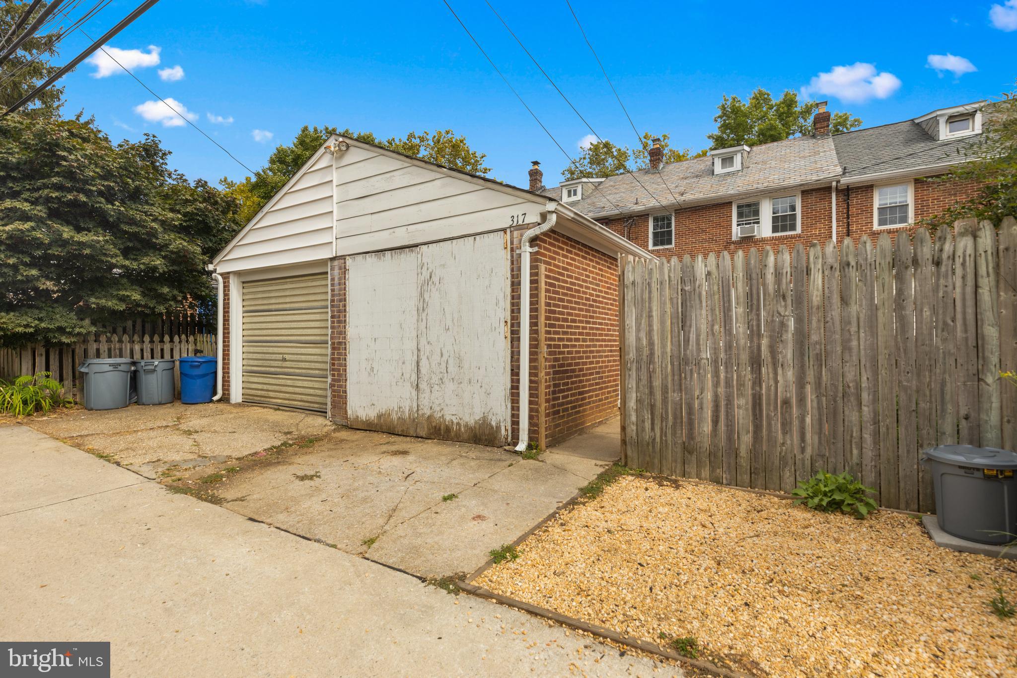 RODGERS FORGE - Residential Lease