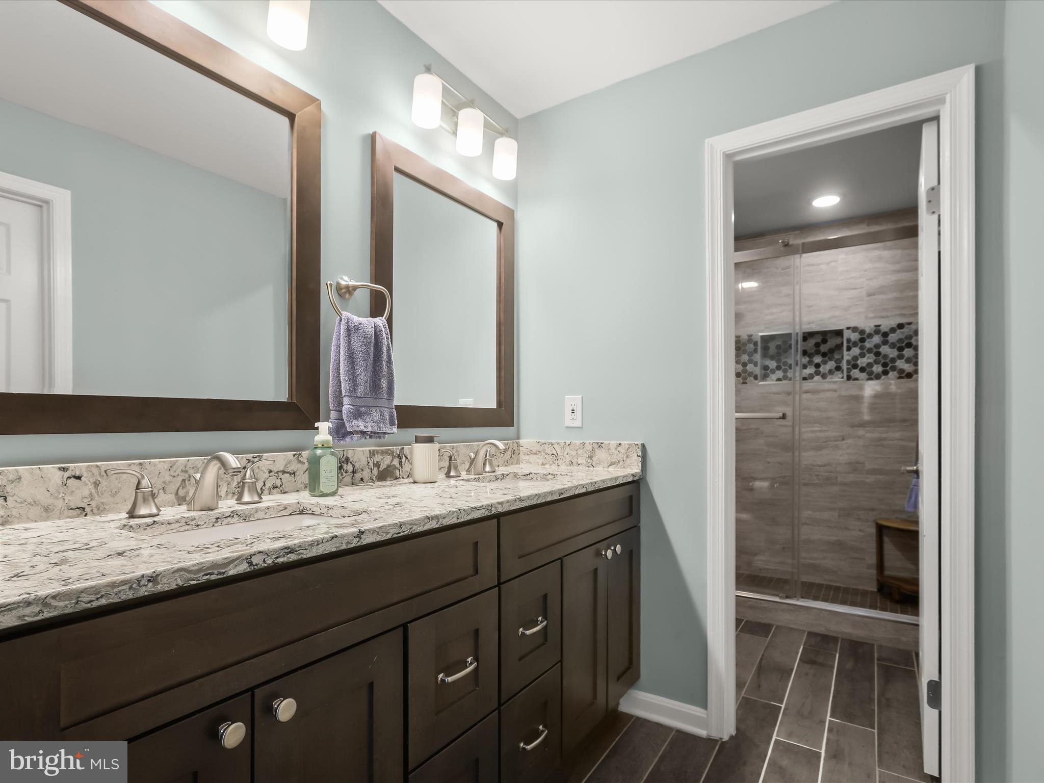 WATERS EDGE AT WOODS LANDING - Residential