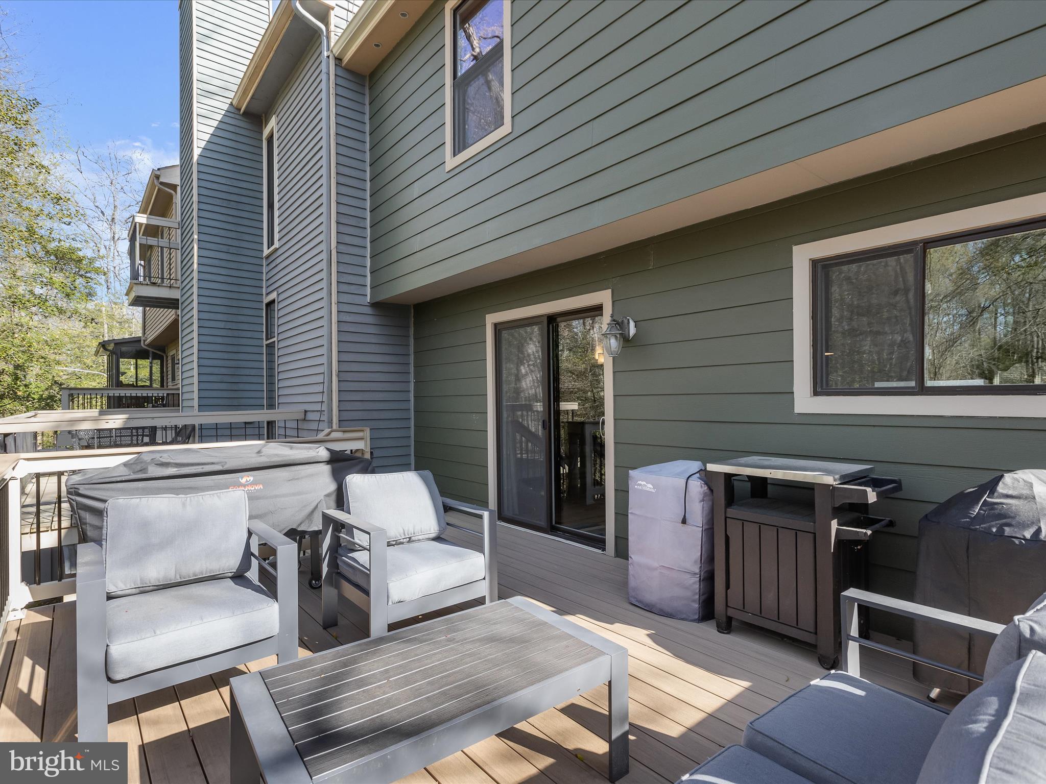 WATERS EDGE AT WOODS LANDING - Residential