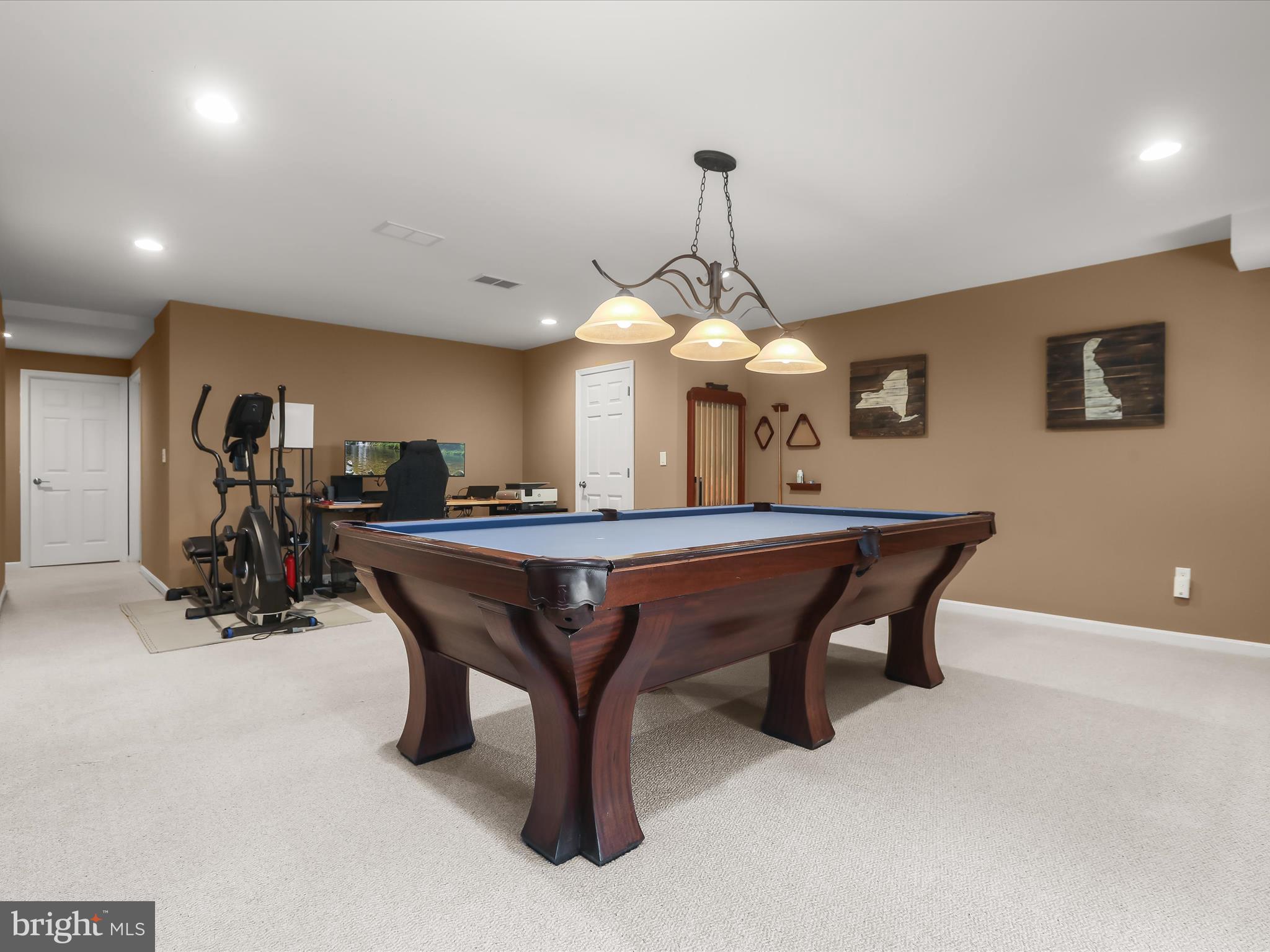 WATERS EDGE AT WOODS LANDING - Residential