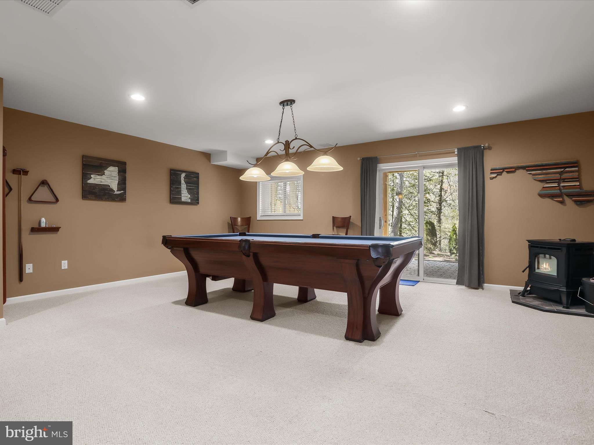 WATERS EDGE AT WOODS LANDING - Residential