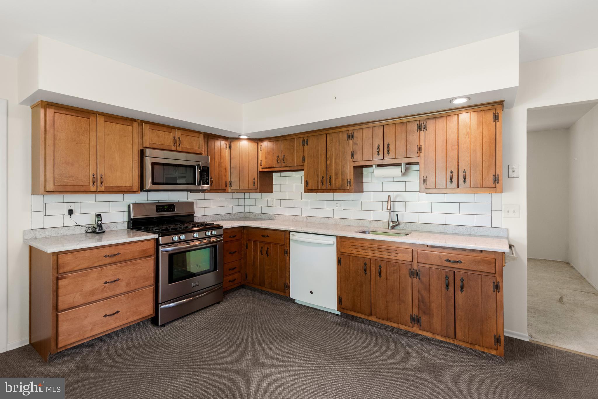 FRIENDSHIP HILLS - Residential