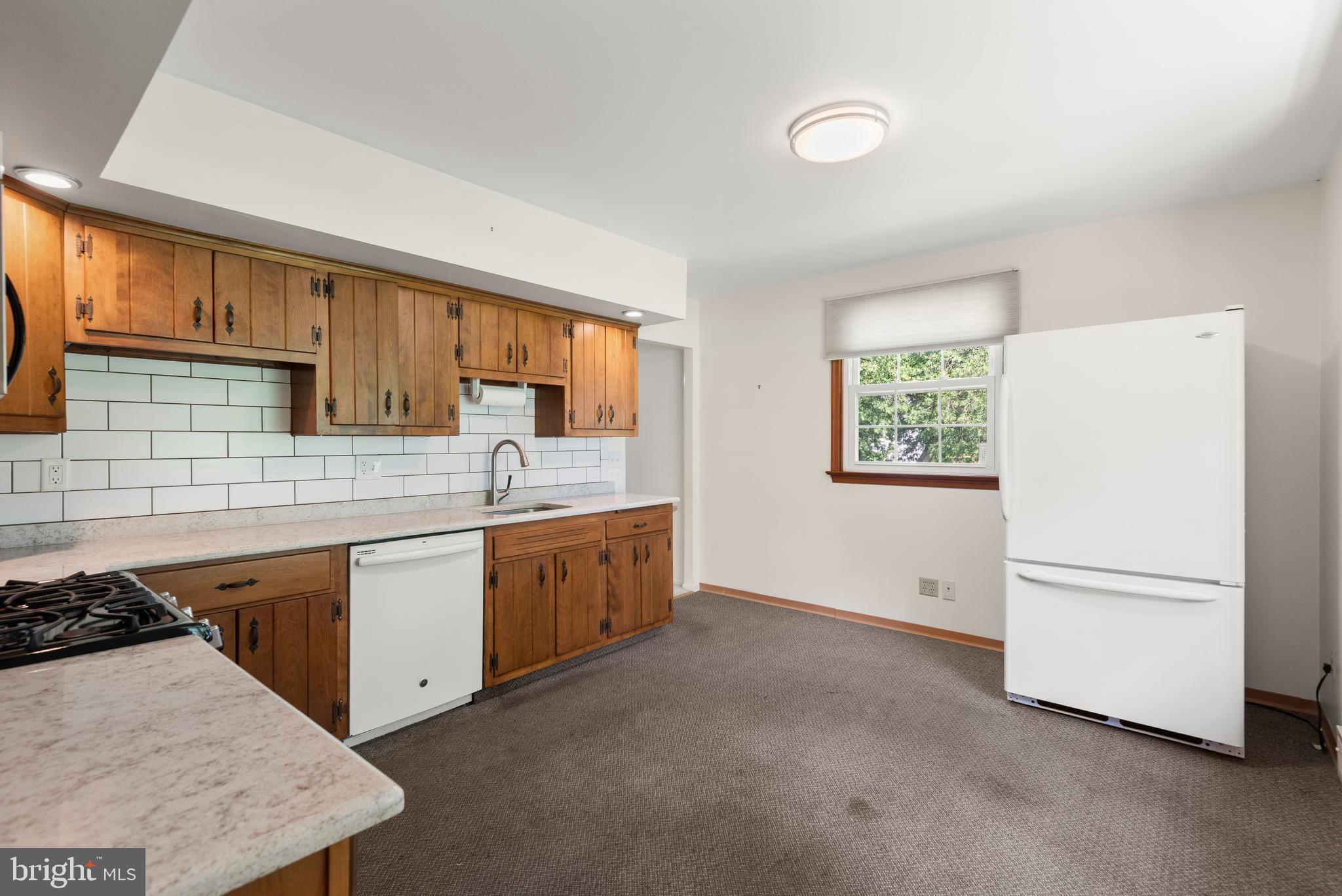 FRIENDSHIP HILLS - Residential