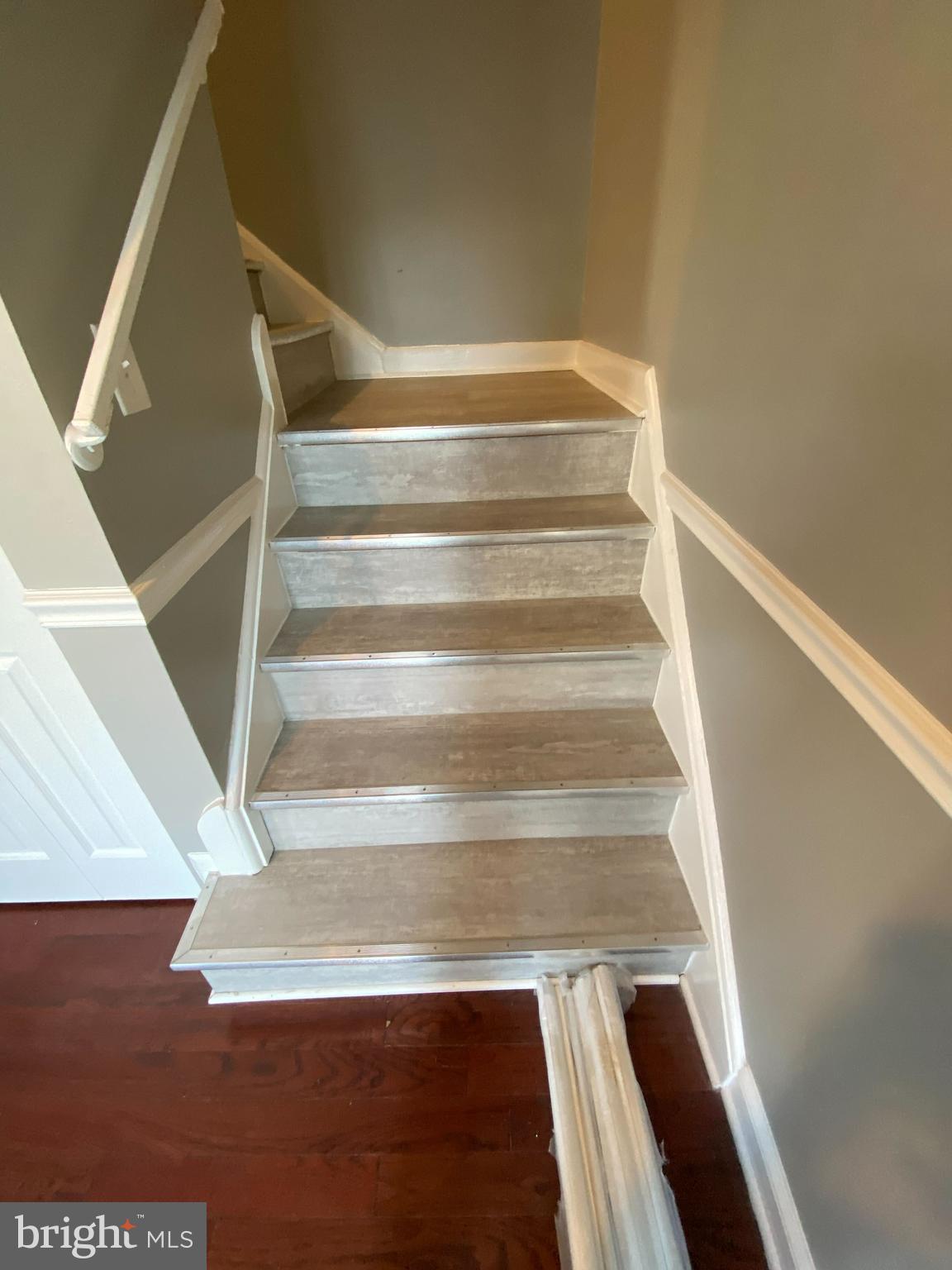 HARFORD COMMONS - Residential Lease