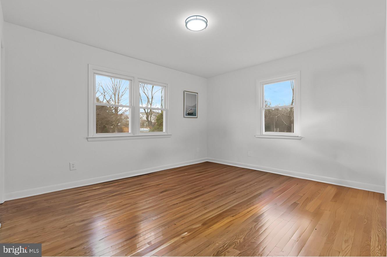 COLESVILLE MANOR - Residential