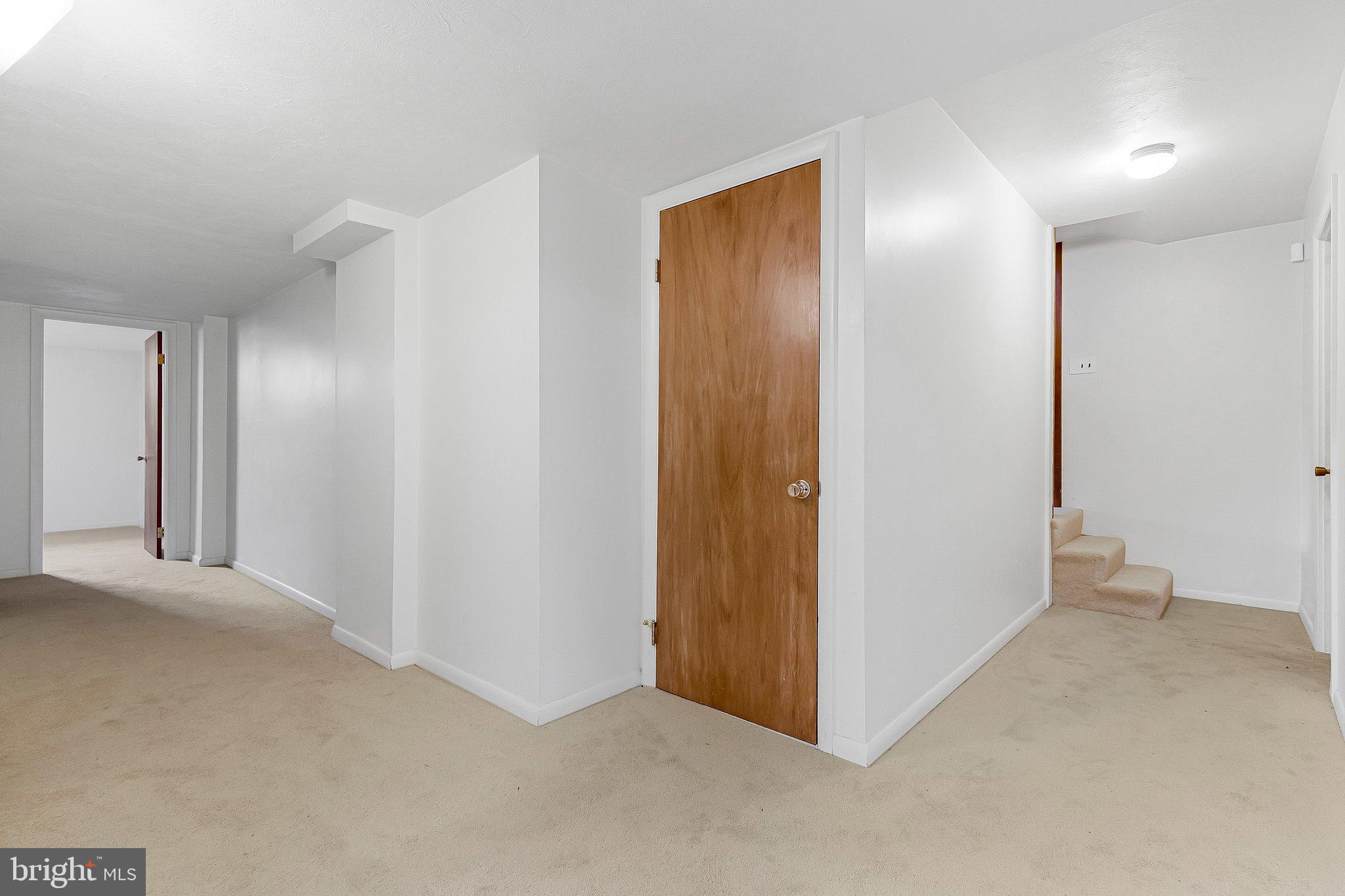 COLESVILLE MANOR - Residential