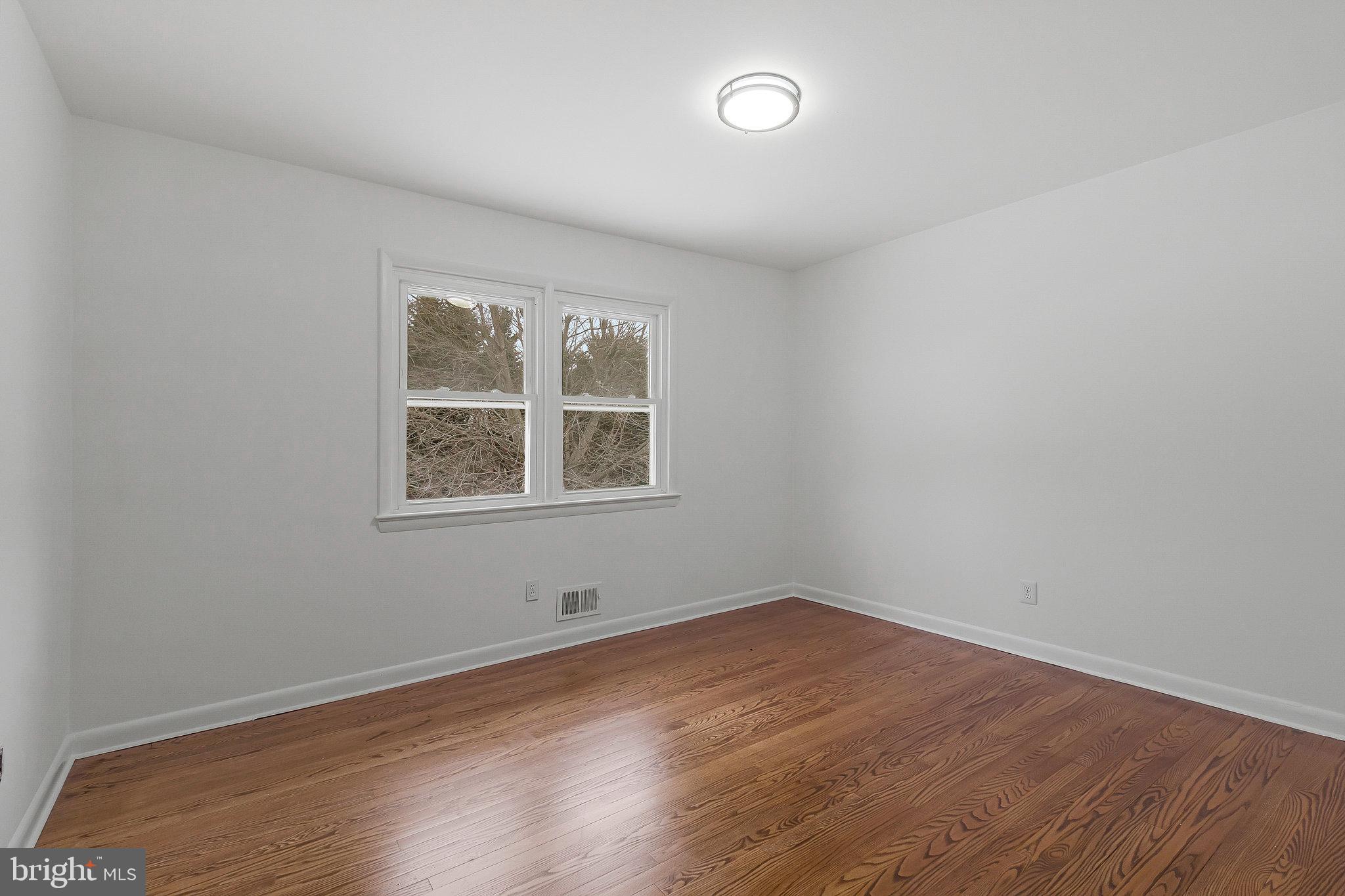 COLESVILLE MANOR - Residential