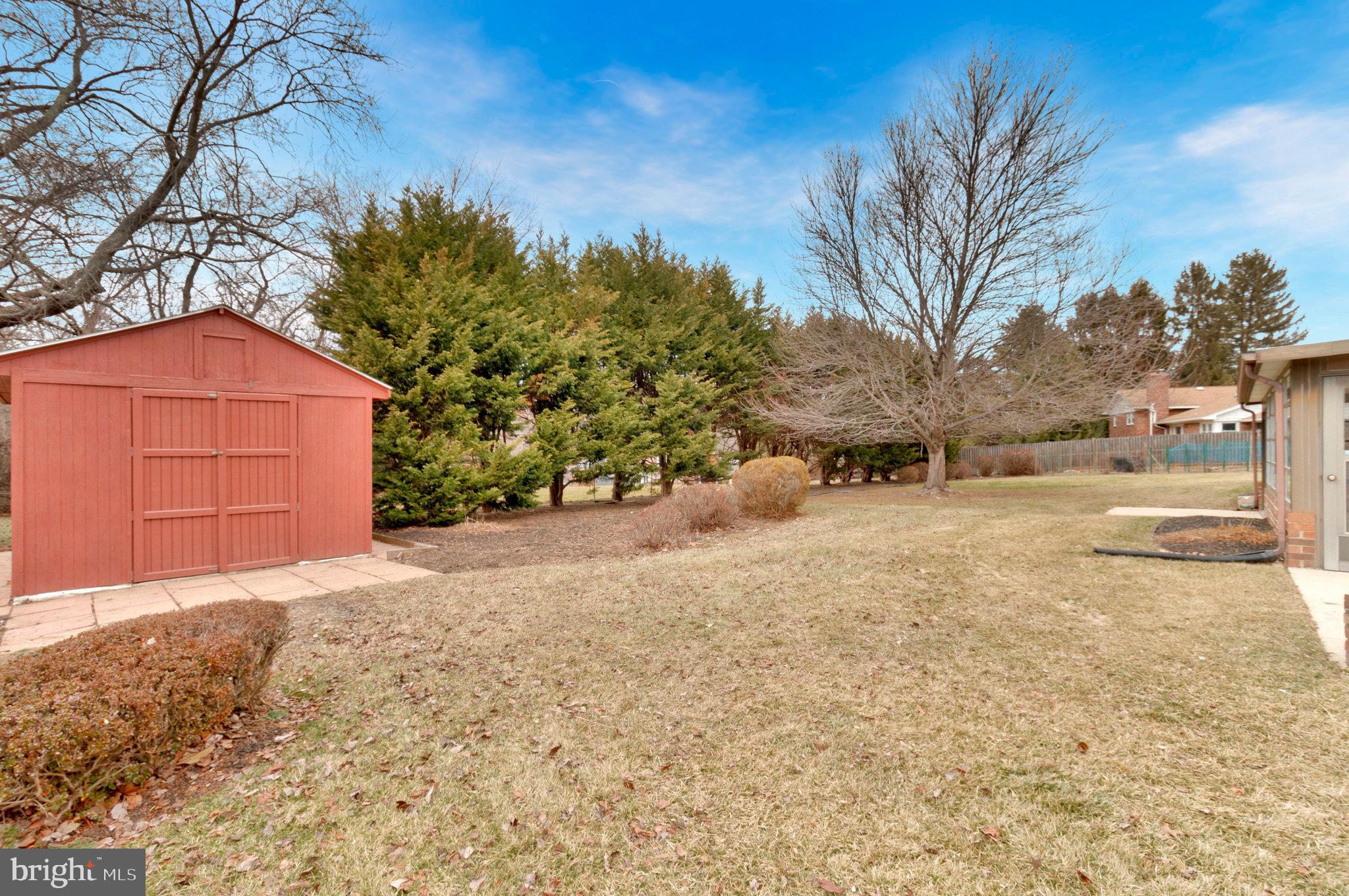 COLESVILLE MANOR - Residential