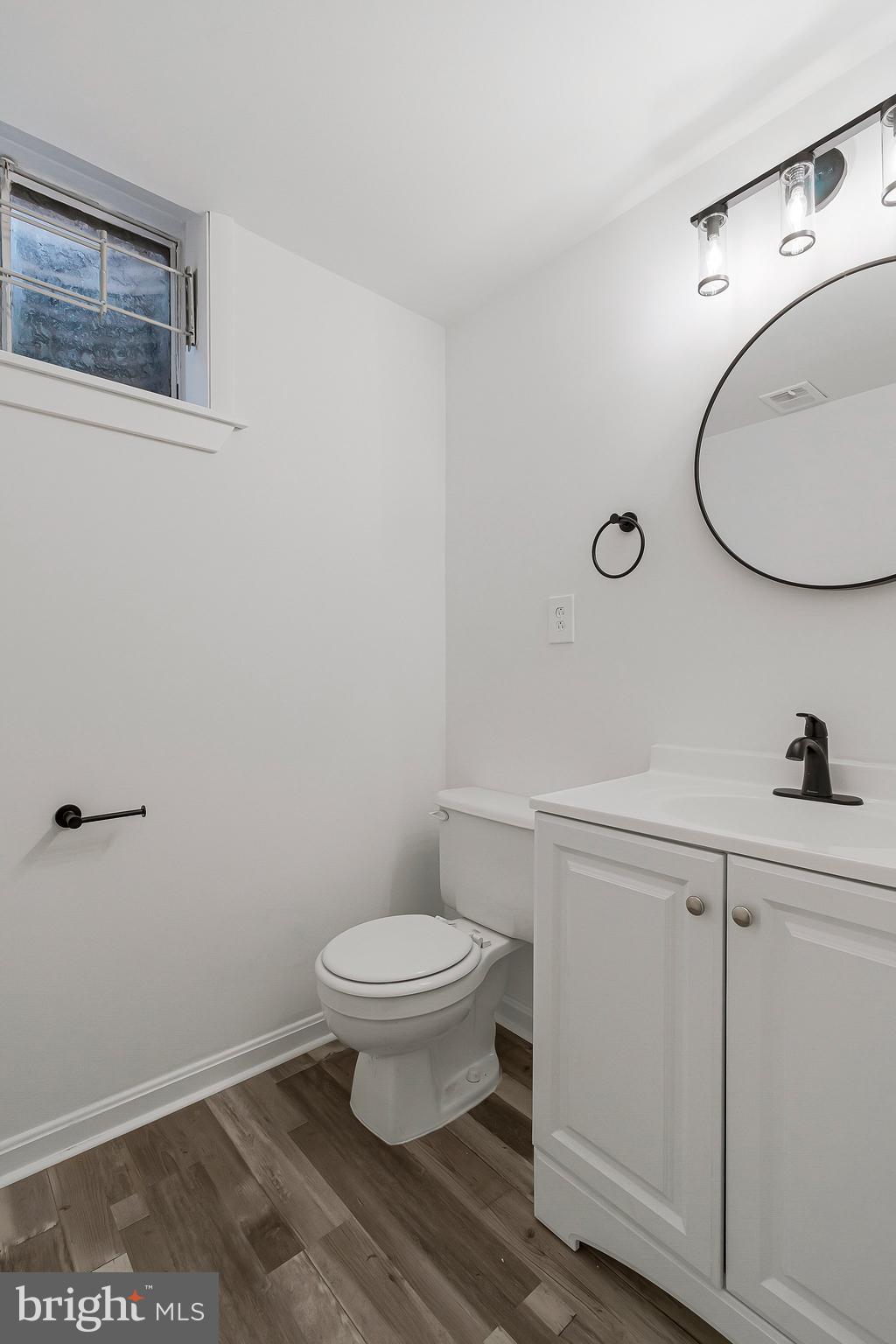 COLESVILLE MANOR - Residential