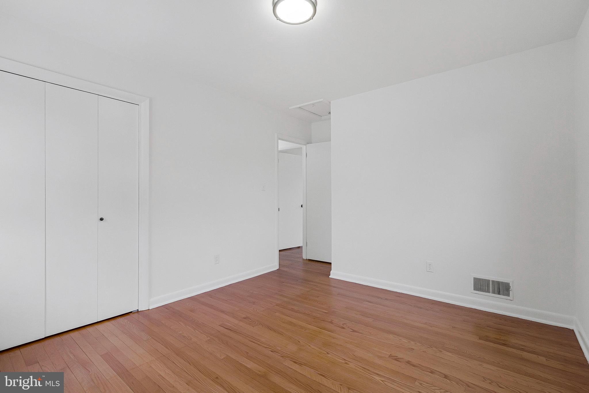 COLESVILLE MANOR - Residential