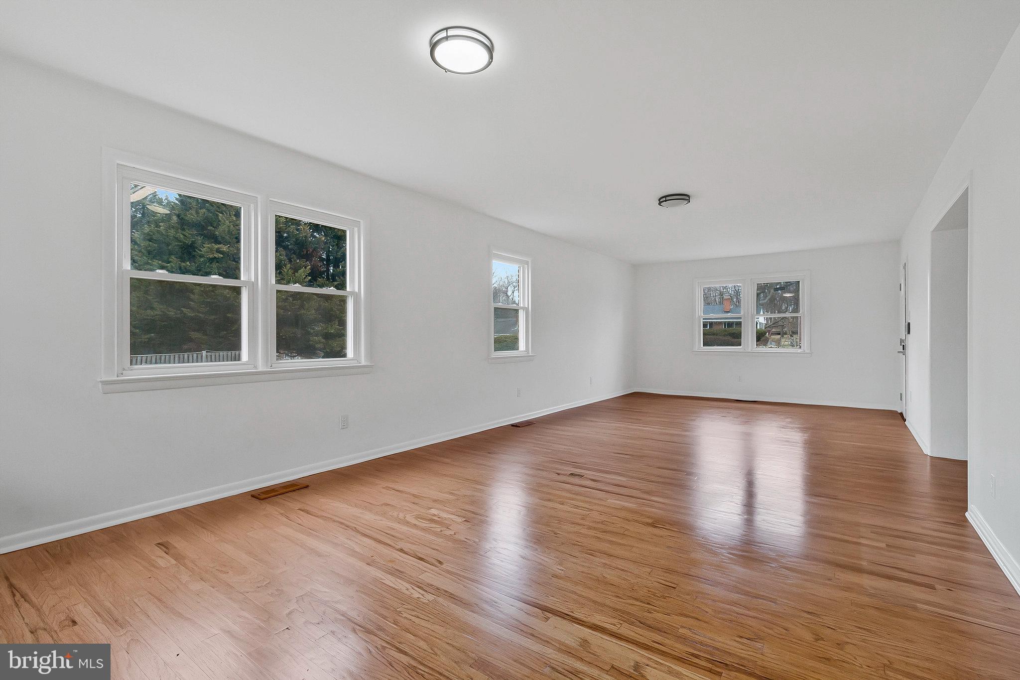 COLESVILLE MANOR - Residential