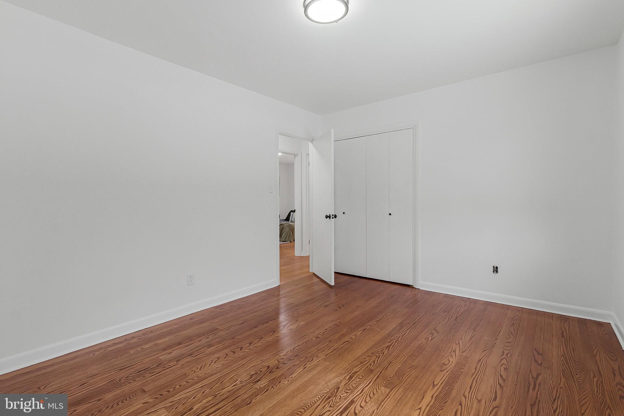 COLESVILLE MANOR - Residential