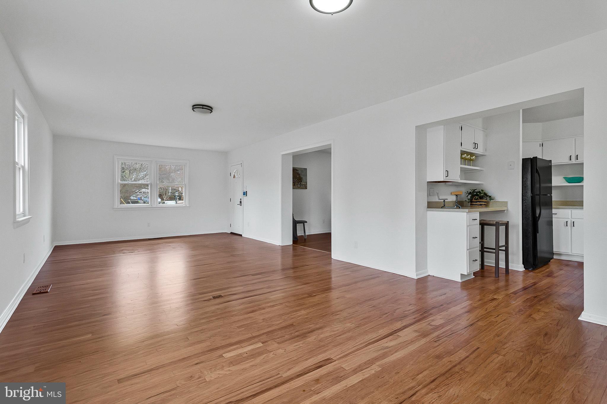 COLESVILLE MANOR - Residential