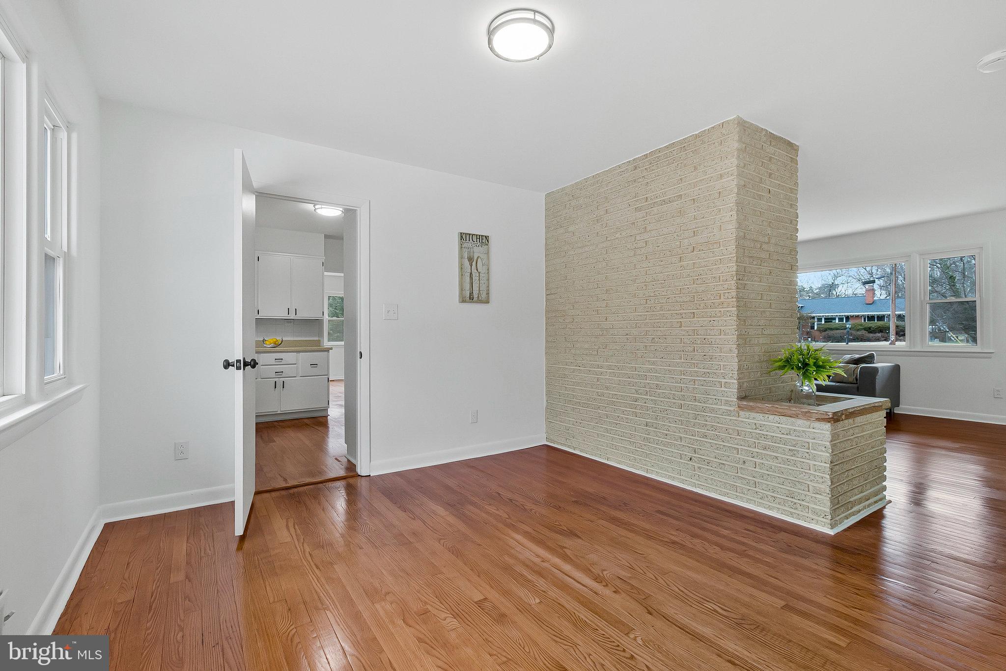 COLESVILLE MANOR - Residential