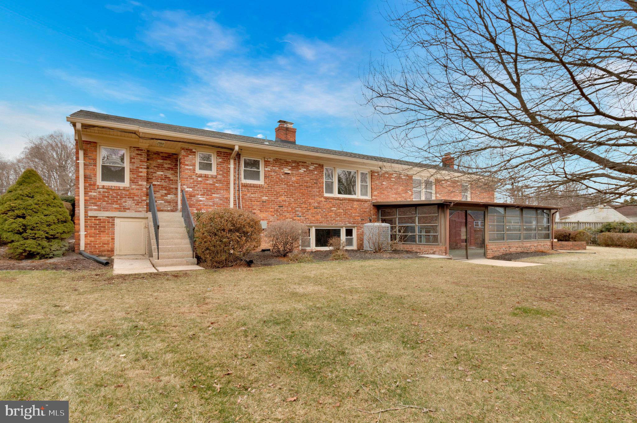 COLESVILLE MANOR - Residential