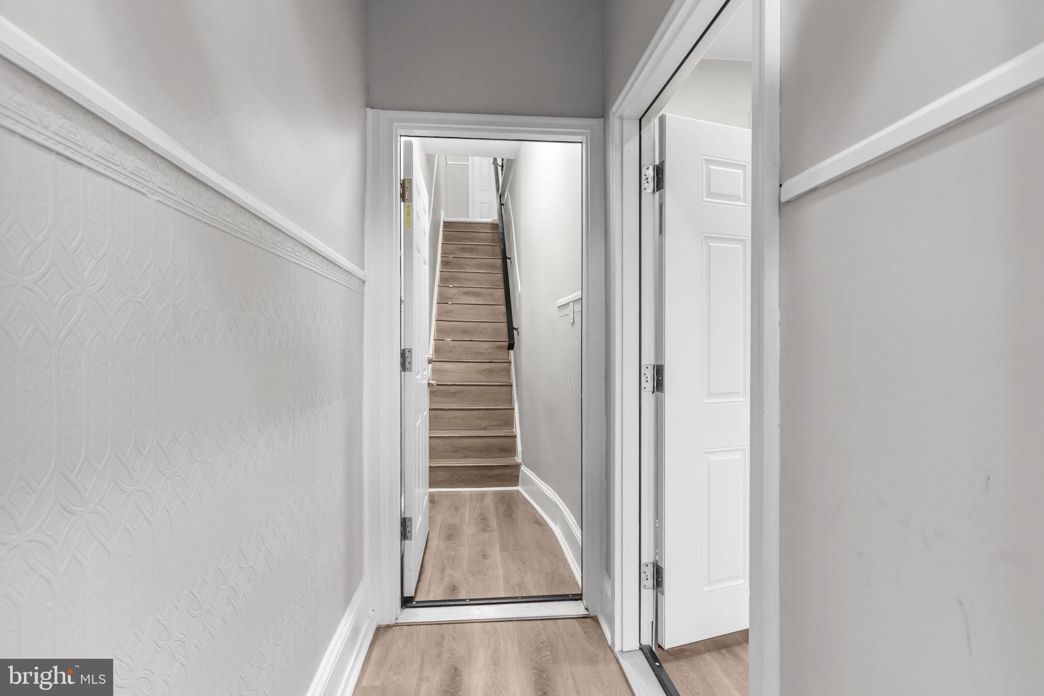 1139 W SOMERSET STREET