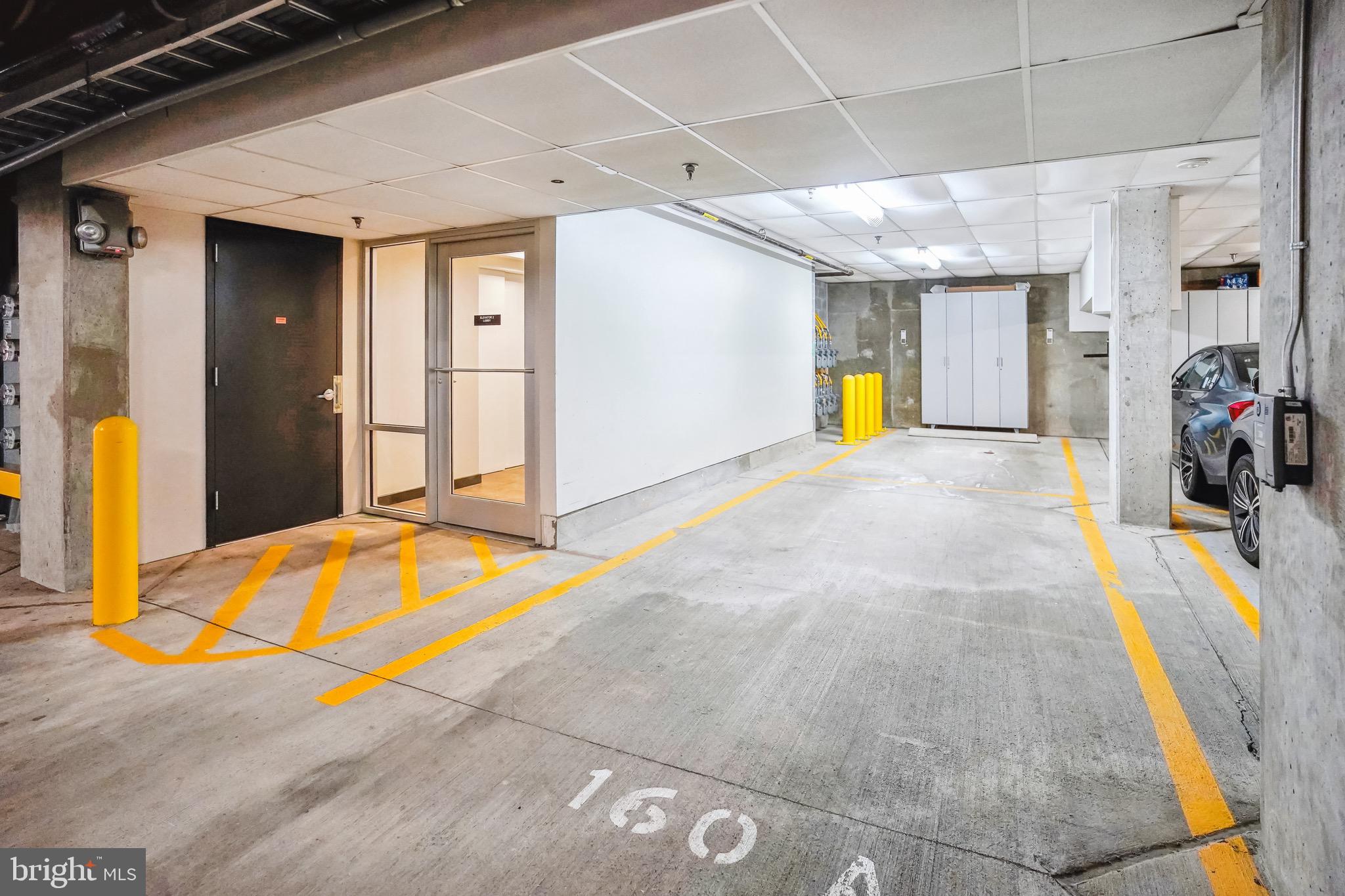 GASLIGHT SQUARE - Residential