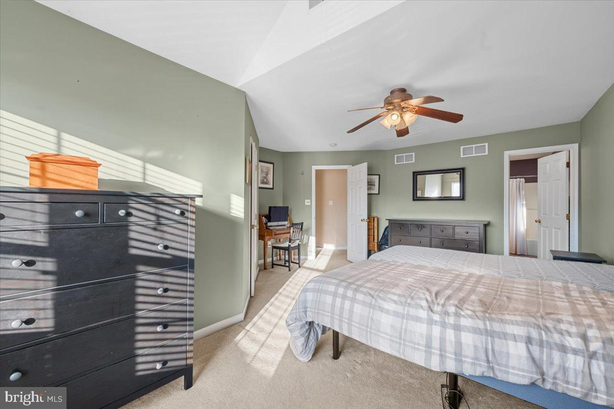 CARRIAGE HOMES OF SA - Residential