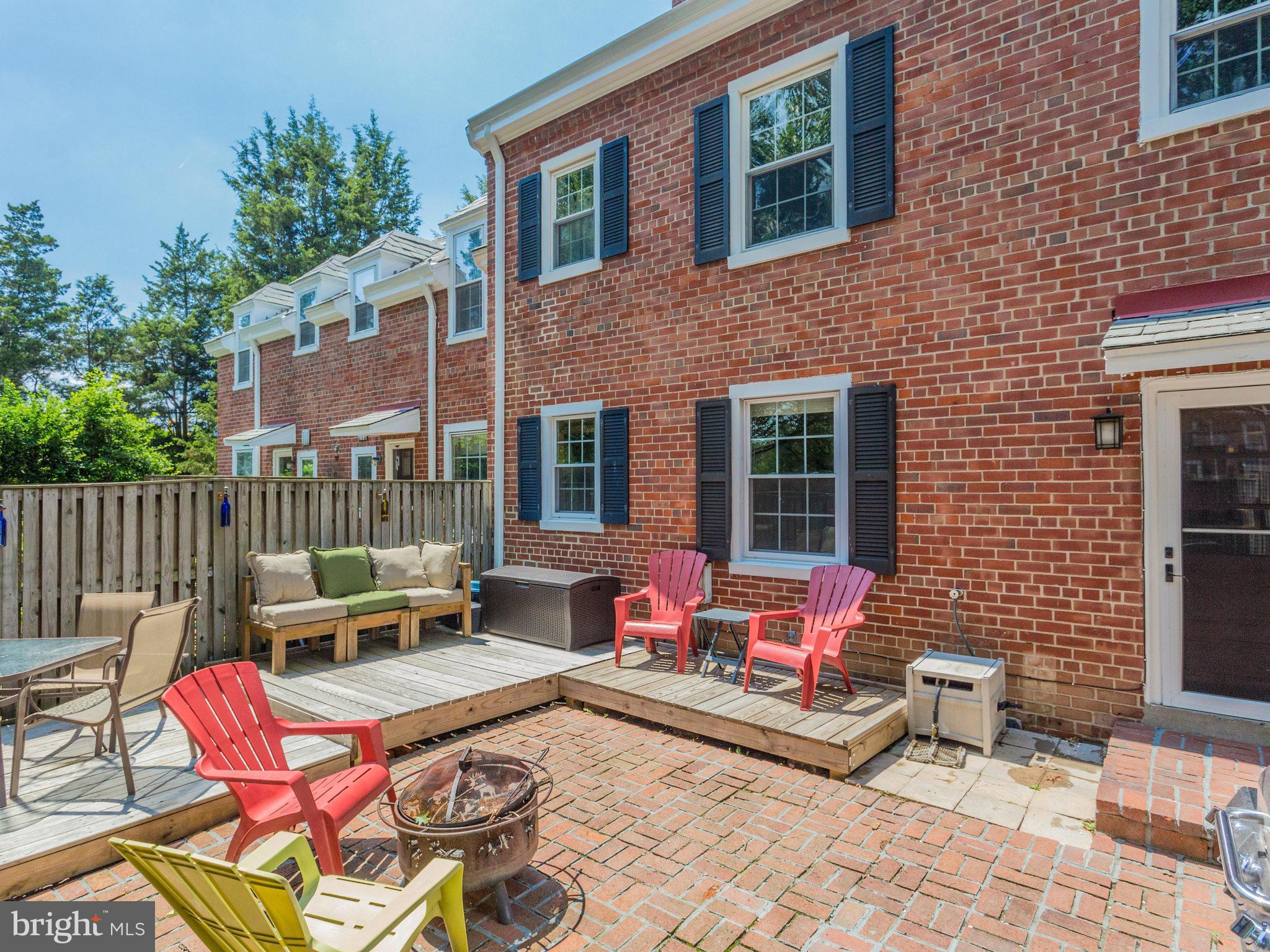 FAIRLINGTON MEWS - Residential