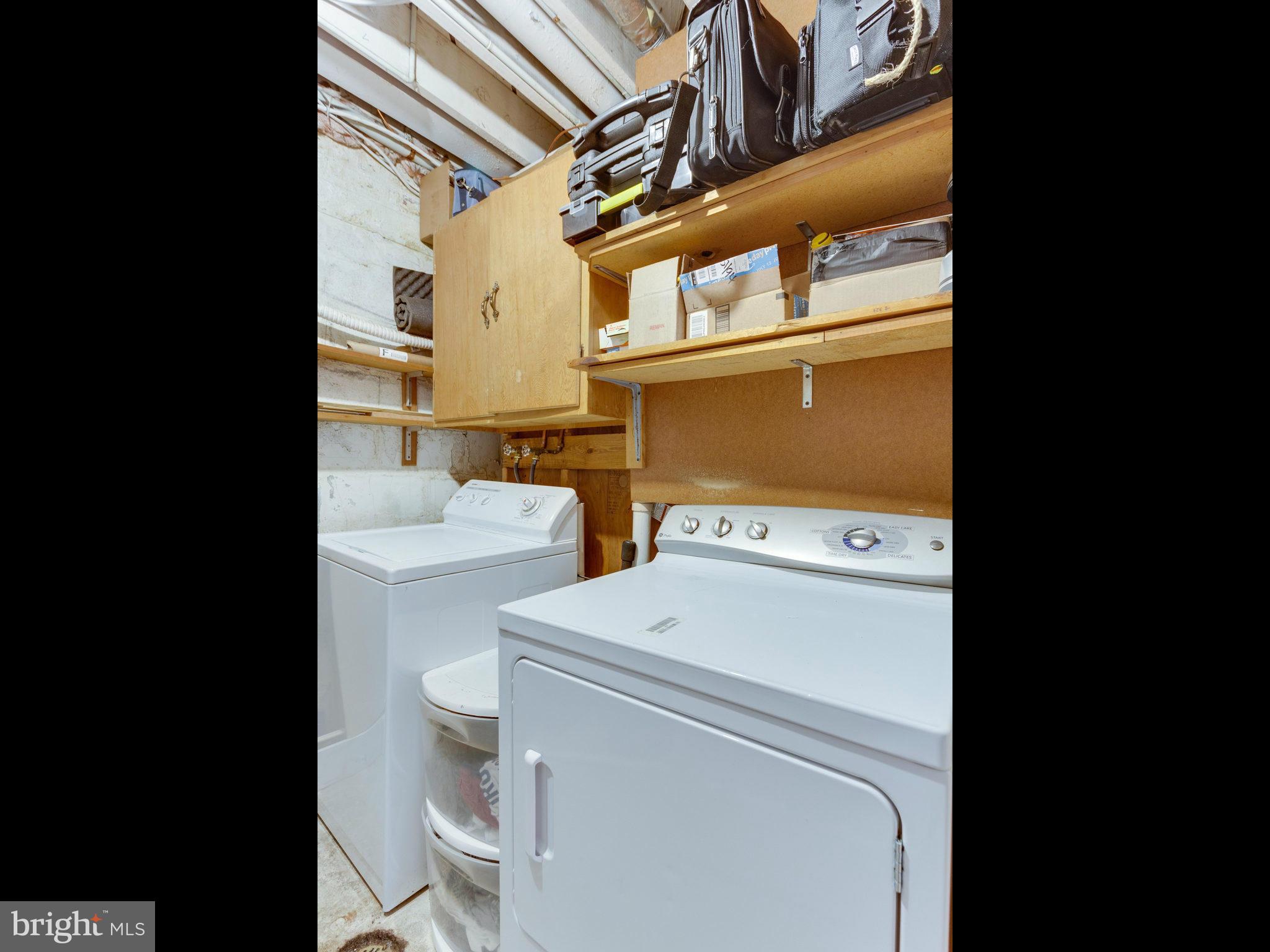 FAIRLINGTON MEWS - Residential