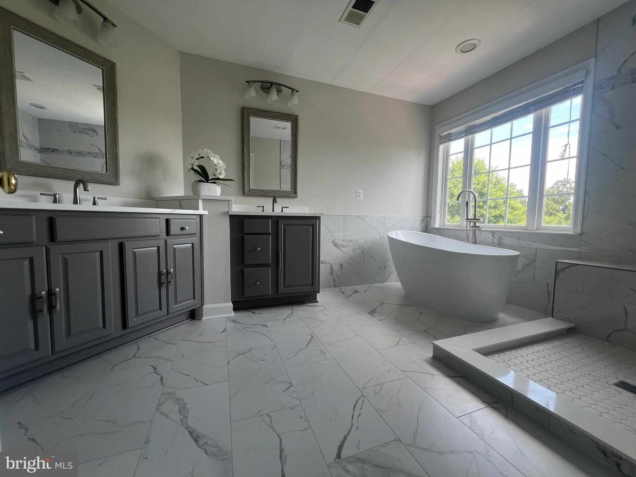 HOPEWELLS LANDING - Residential