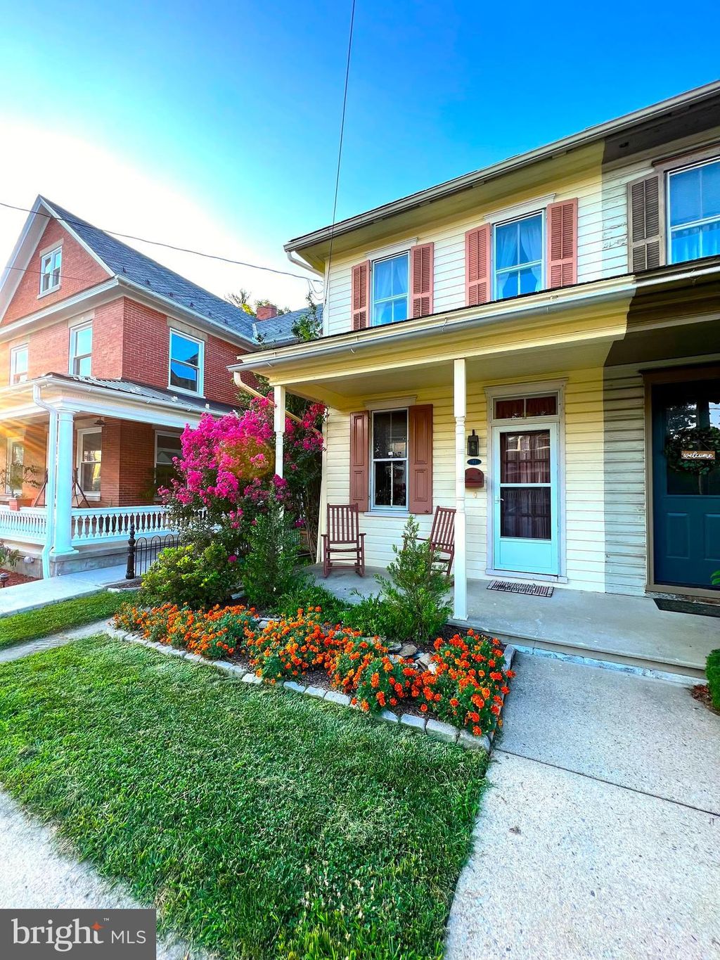 Photo of 43 W MAIN ST, MOUNTVILLE, PA 17554 (MLS # PALA2039158)