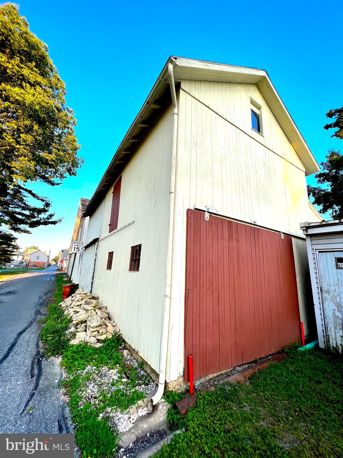 MOUNTVILLE BOROUGH - Residential