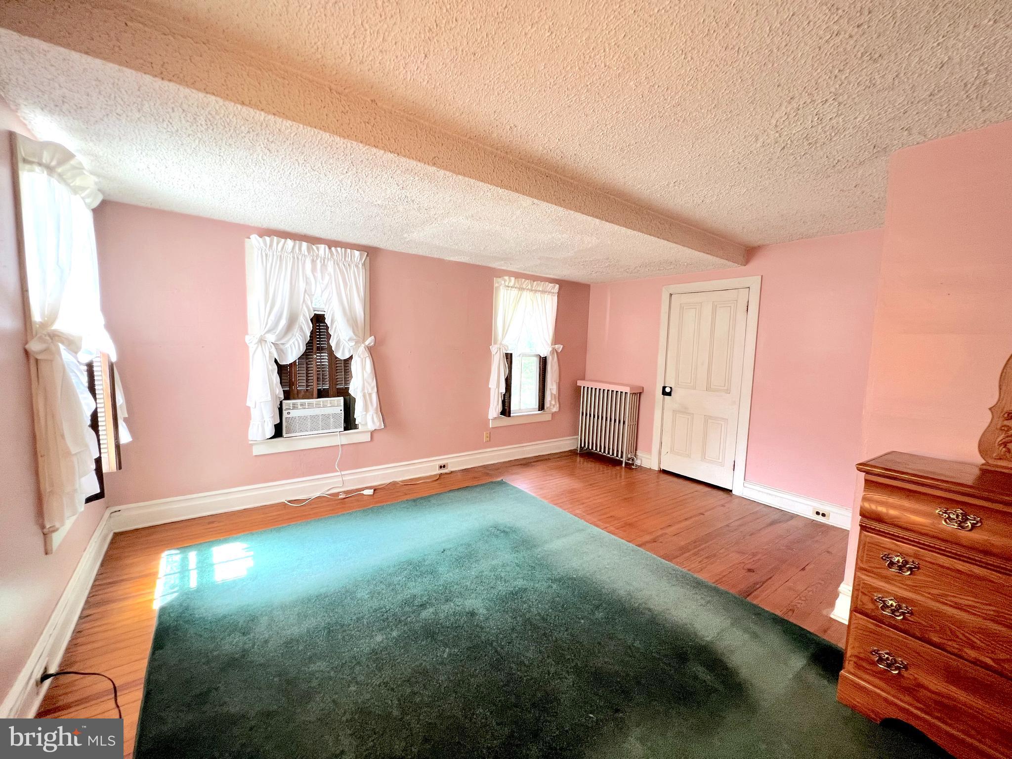 MOUNTVILLE BOROUGH - Residential