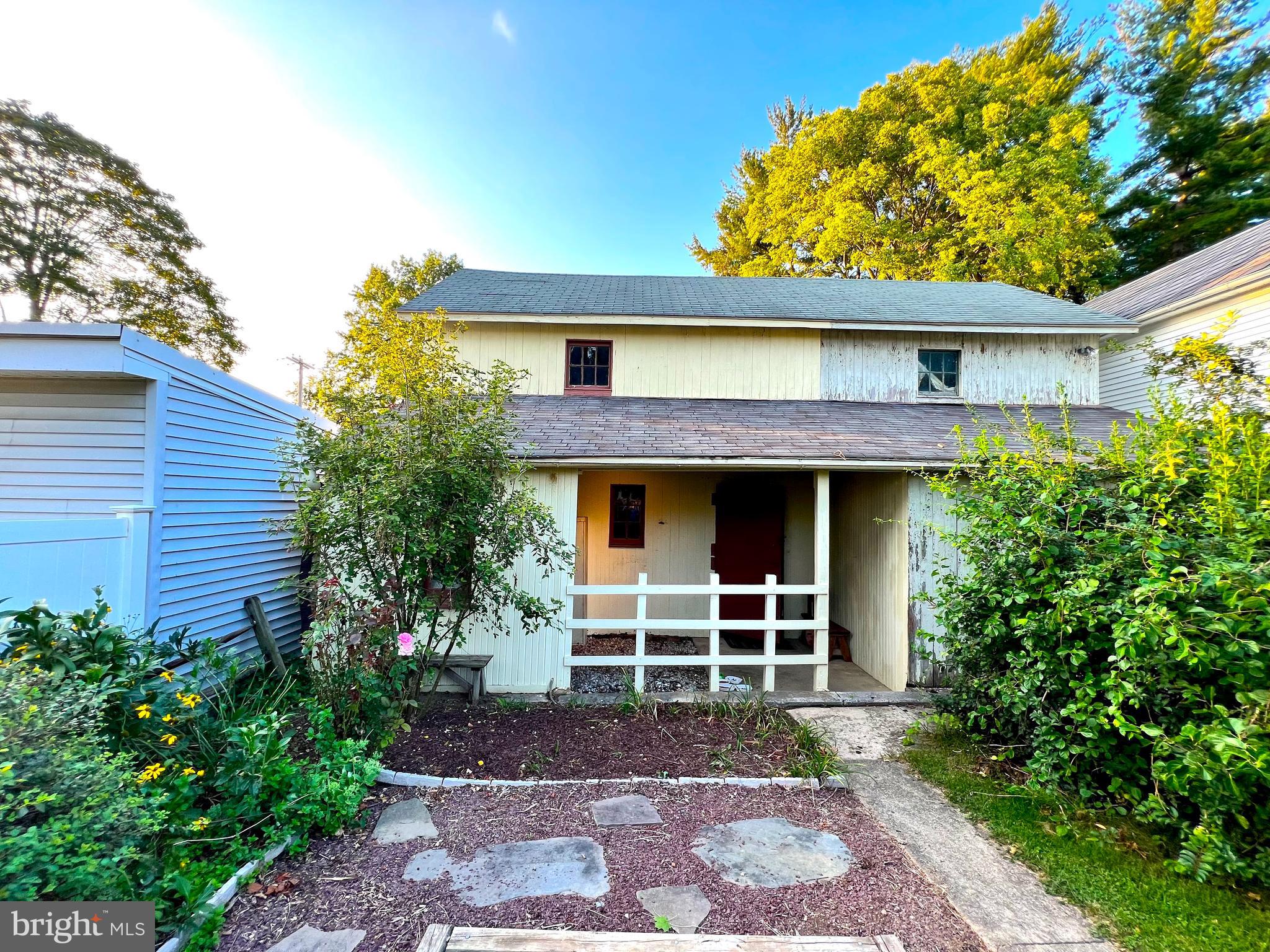 MOUNTVILLE BOROUGH - Residential