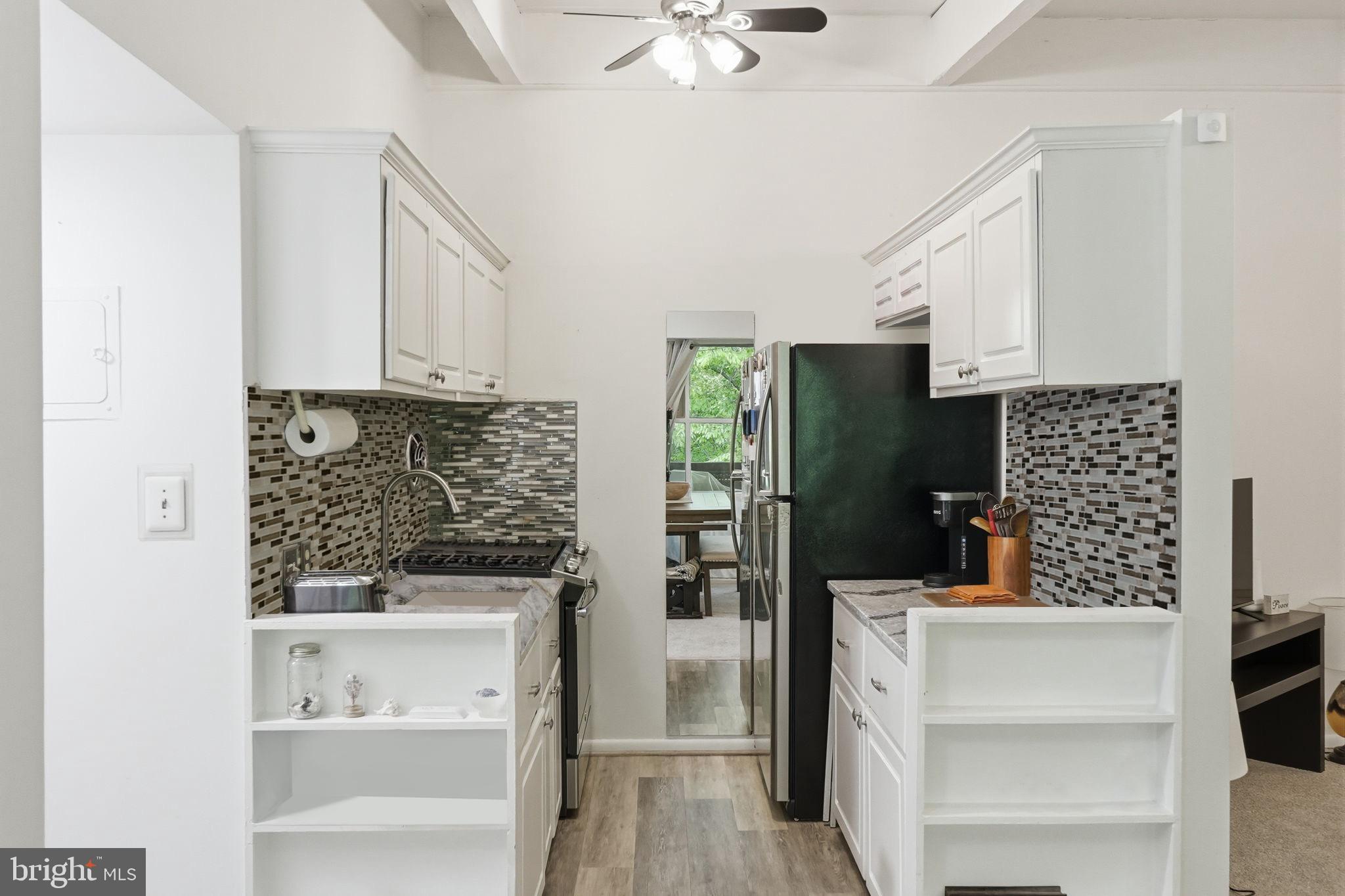 HERITAGE WOODS - Residential