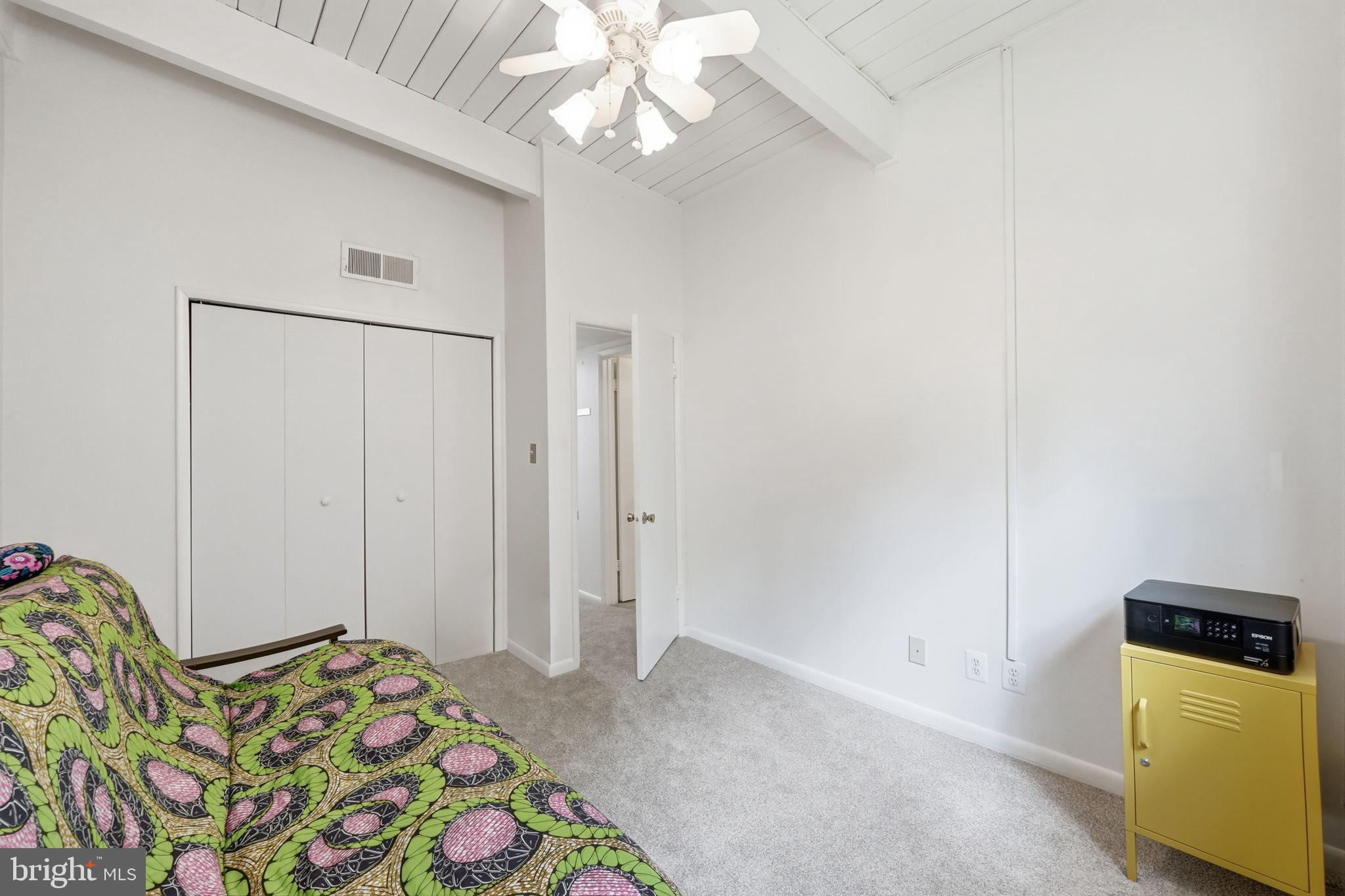 HERITAGE WOODS - Residential