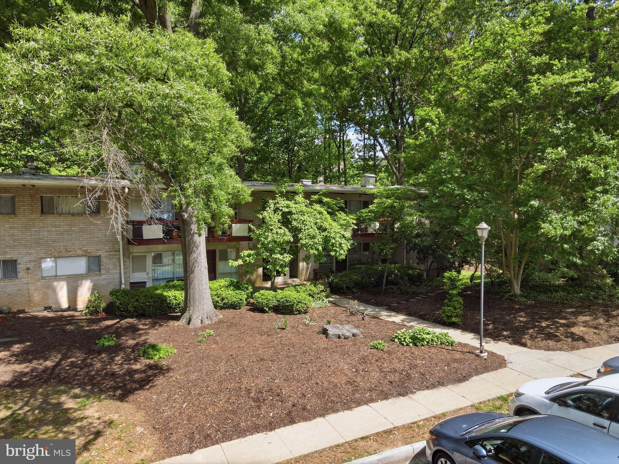 HERITAGE WOODS - Residential