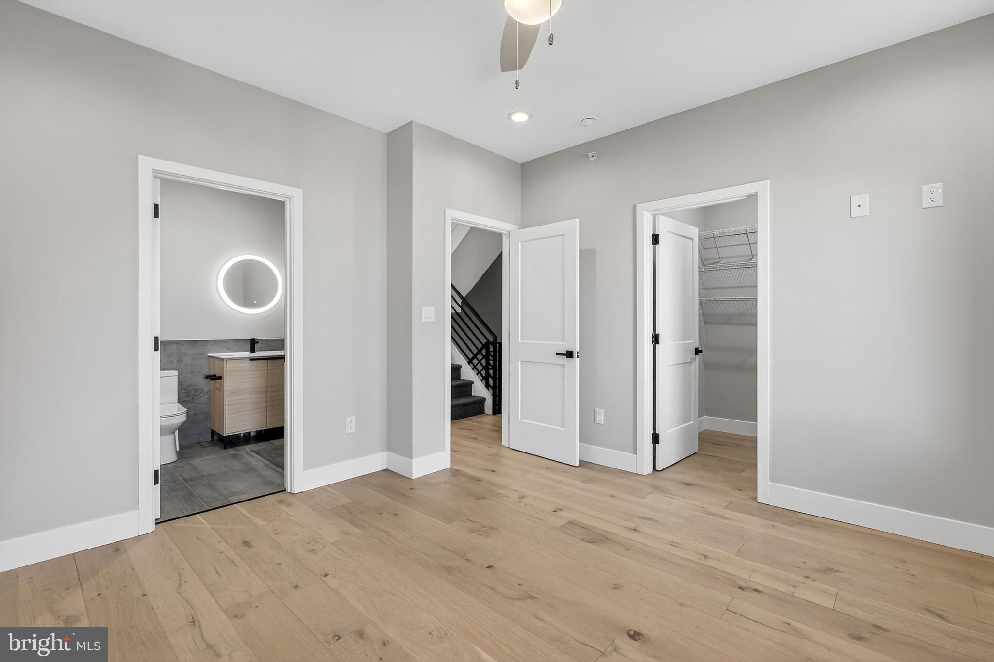 PORT RICHMOND - Residential