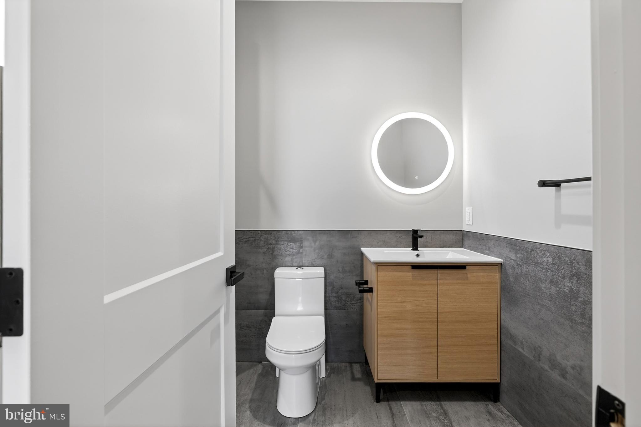 PORT RICHMOND - Residential