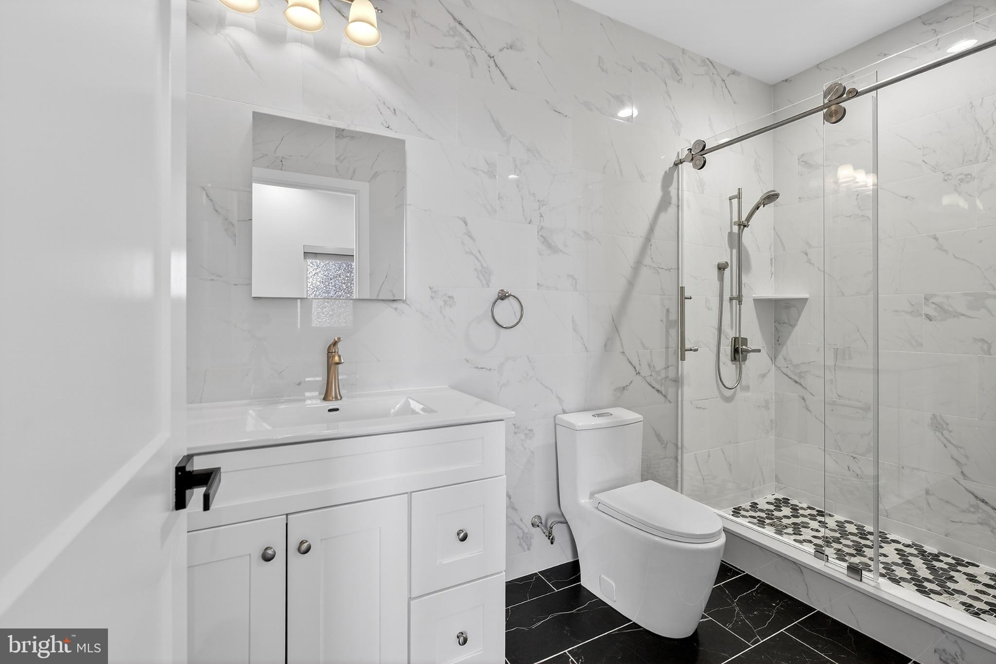 PORT RICHMOND - Residential