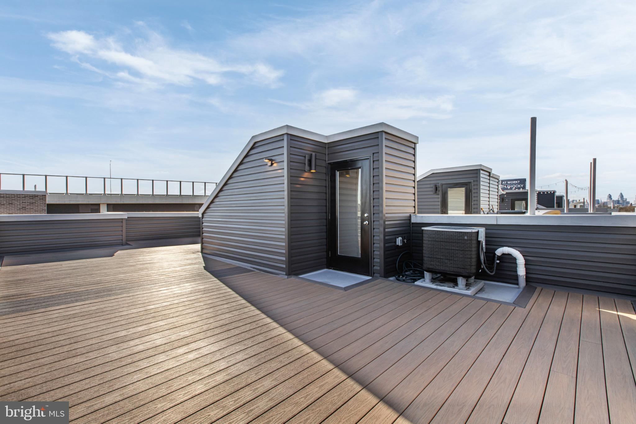 PORT RICHMOND - Residential