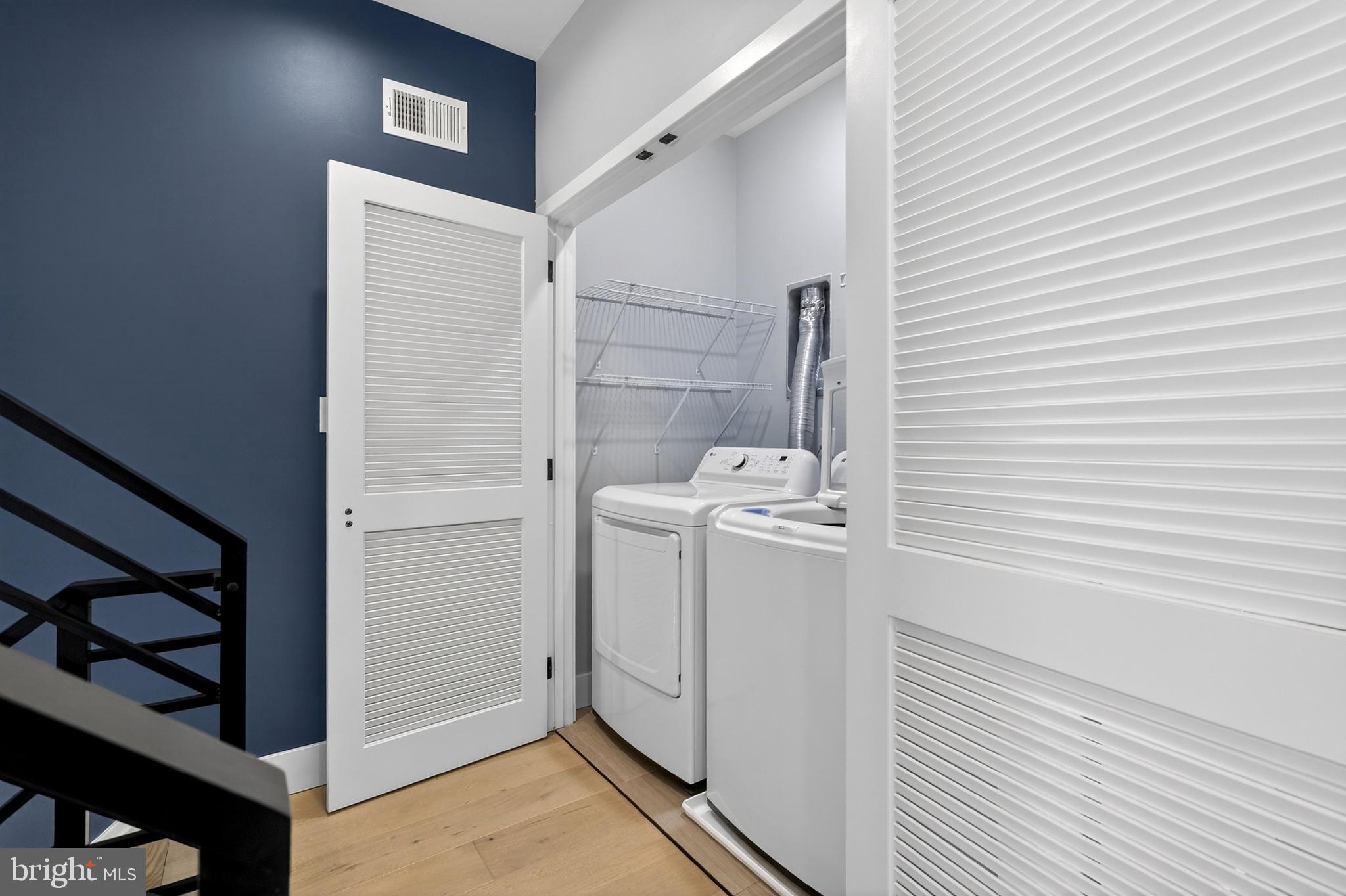 PORT RICHMOND - Residential